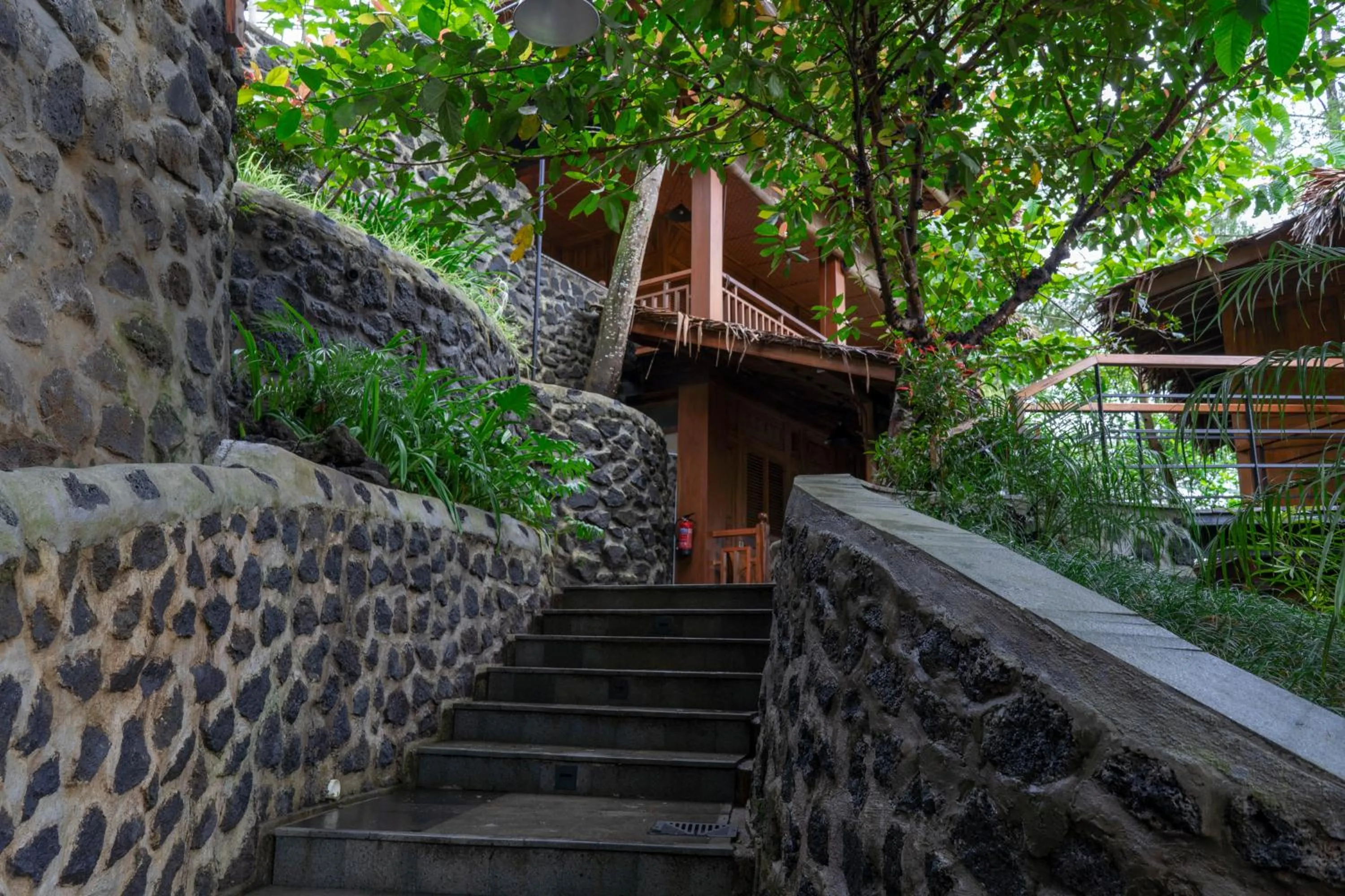 Property building in Tira Vilagna Suites & Spa