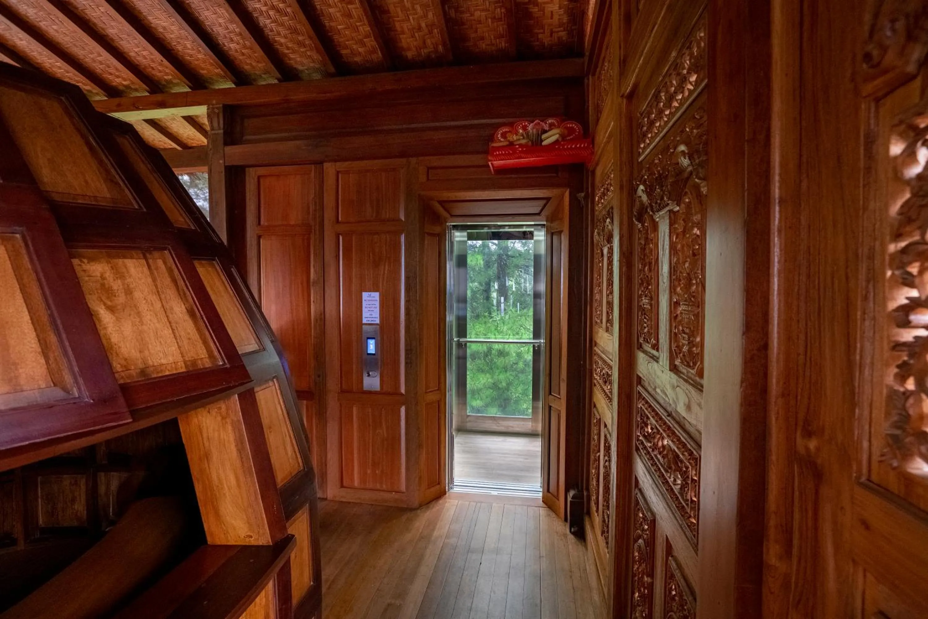 Lobby or reception in Tira Vilagna Suites & Spa