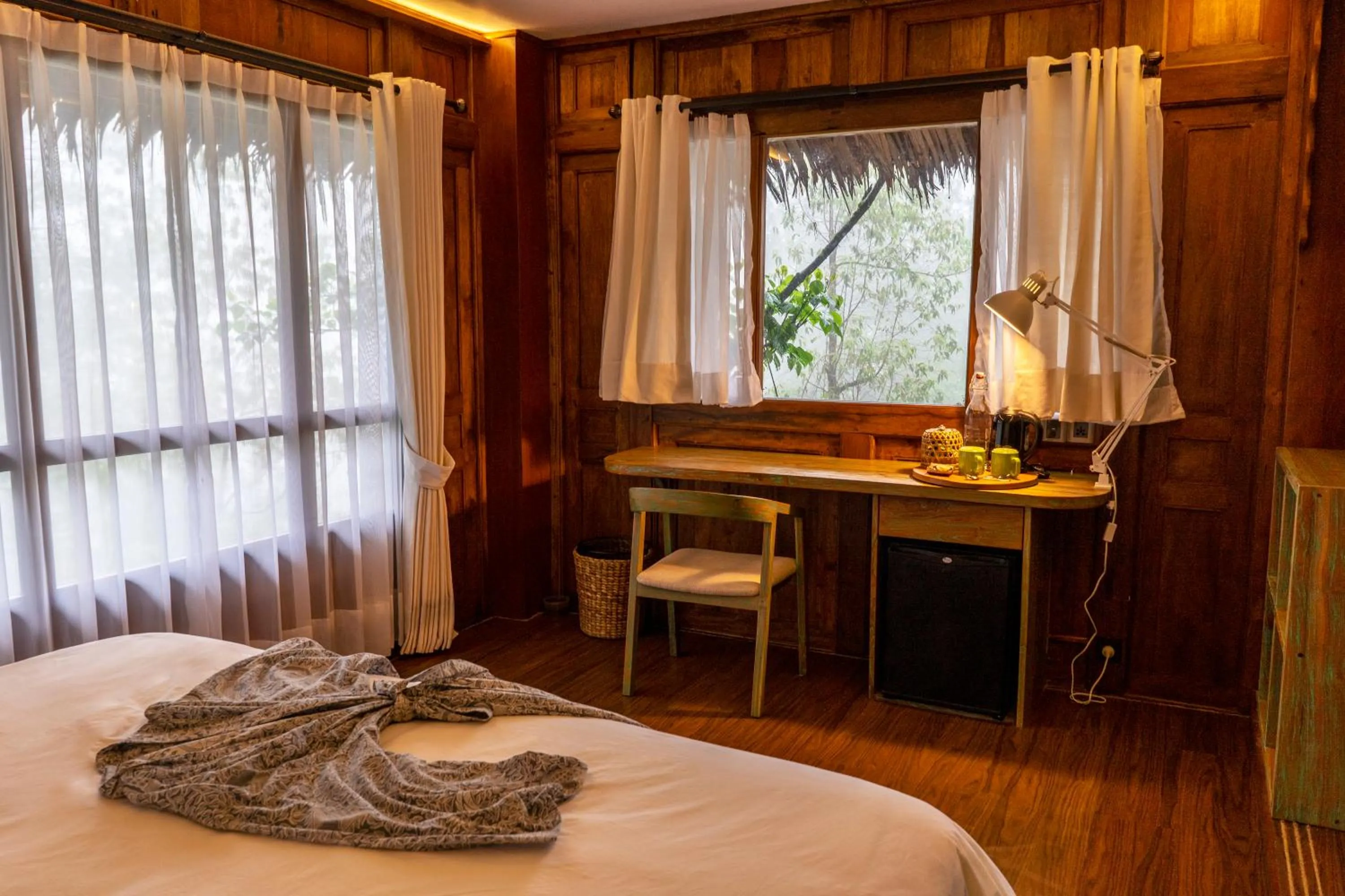 Photo of the whole room, Bed in Tira Vilagna Suites & Spa