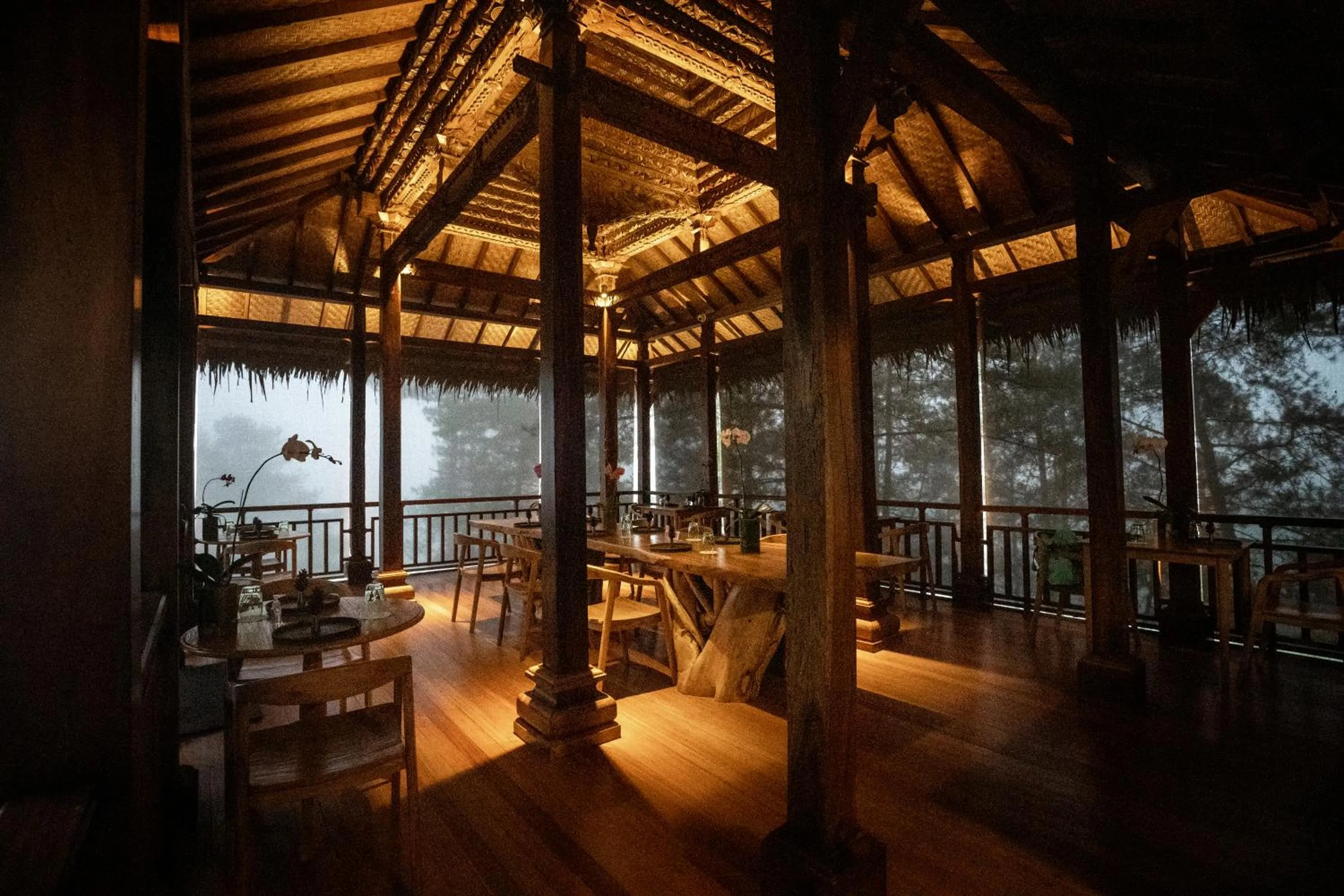 Restaurant/places to eat in Tira Vilagna Suites & Spa