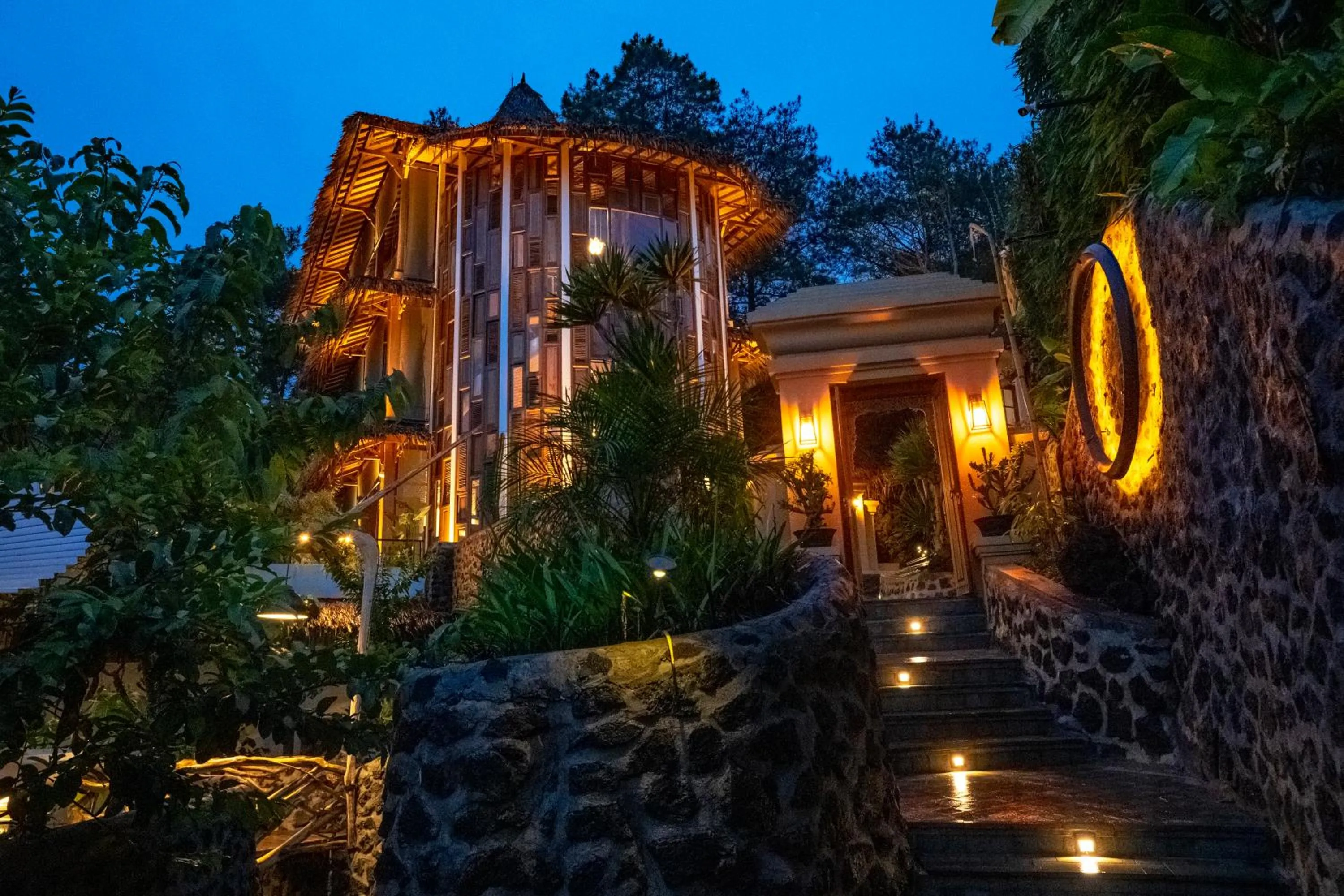 Property building in Tira Vilagna Suites & Spa