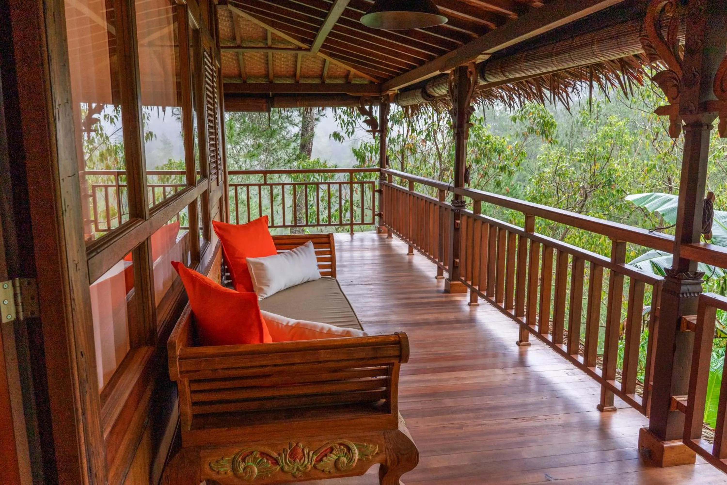 Balcony/Terrace in Tira Vilagna Suites & Spa