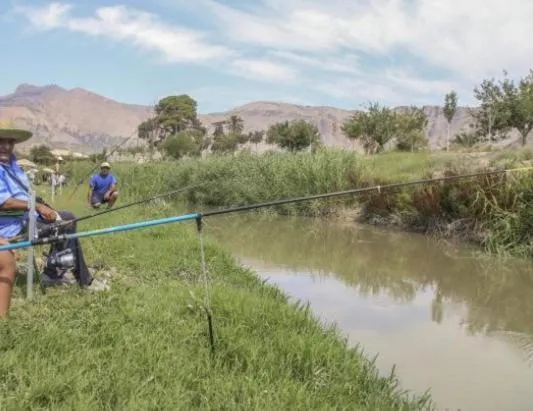 Fishing in L'Almàssera Casa Rural & Restaurant
