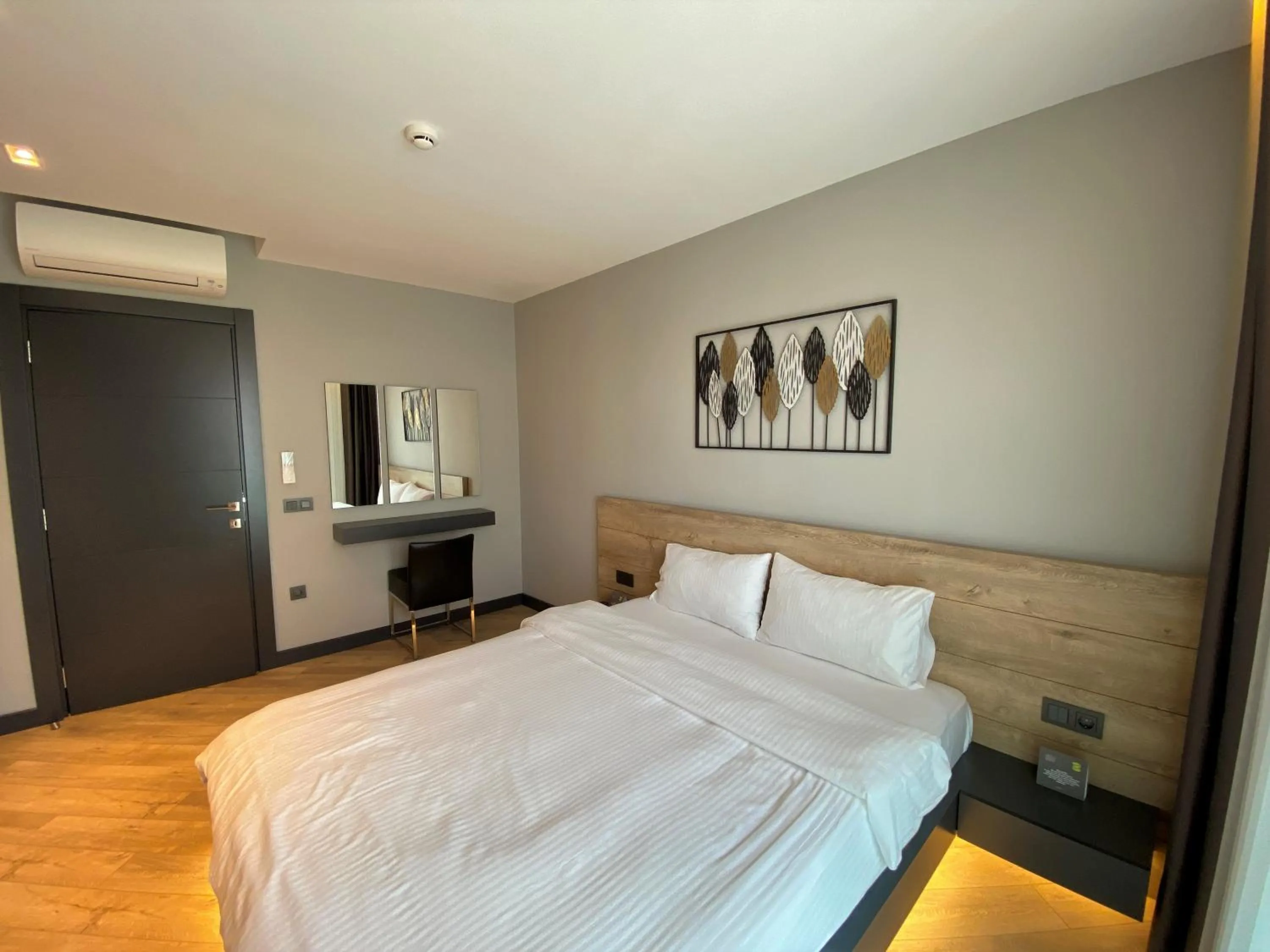 Bedroom, Bed in Z-Suites