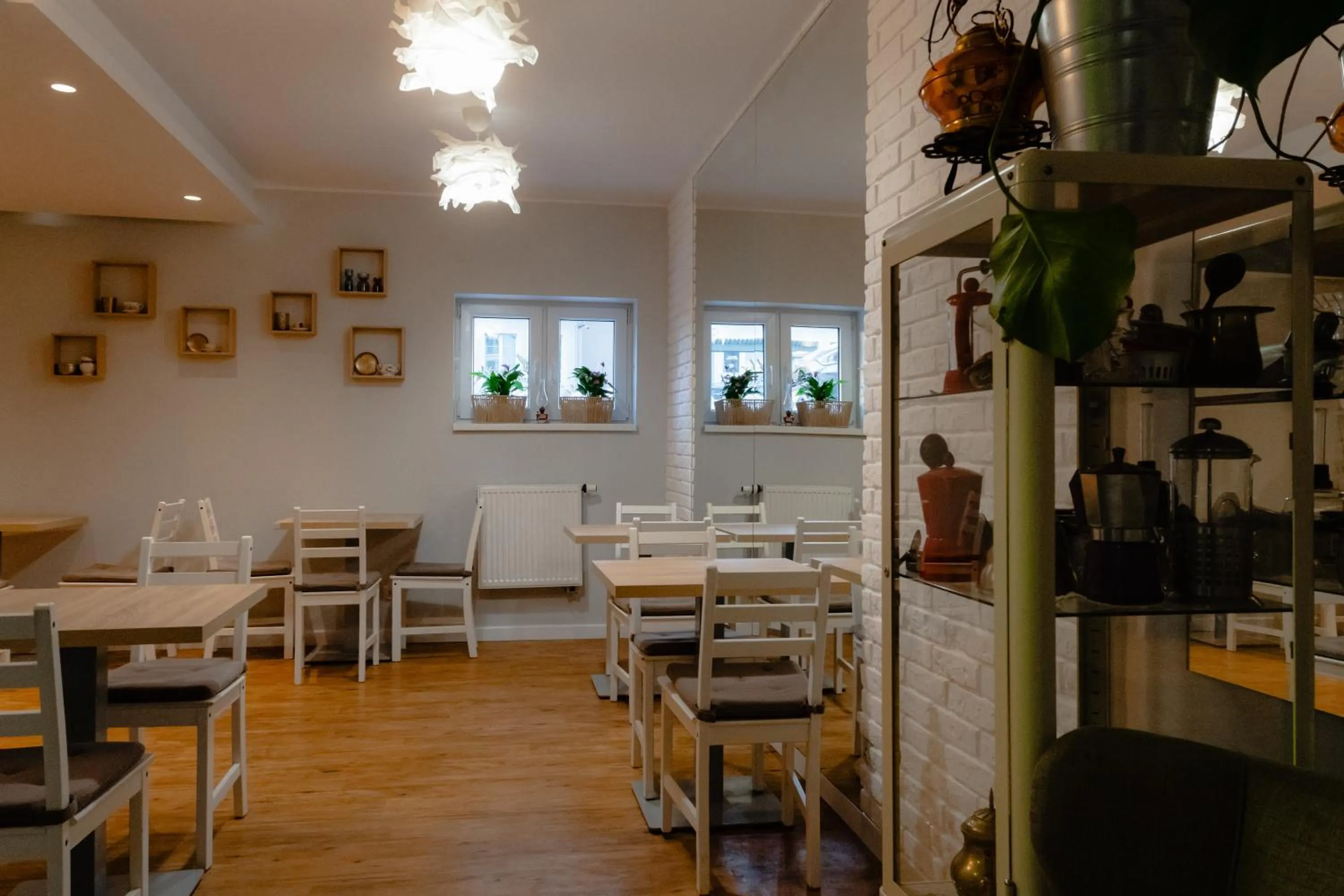 Restaurant/places to eat in Villa Flaming