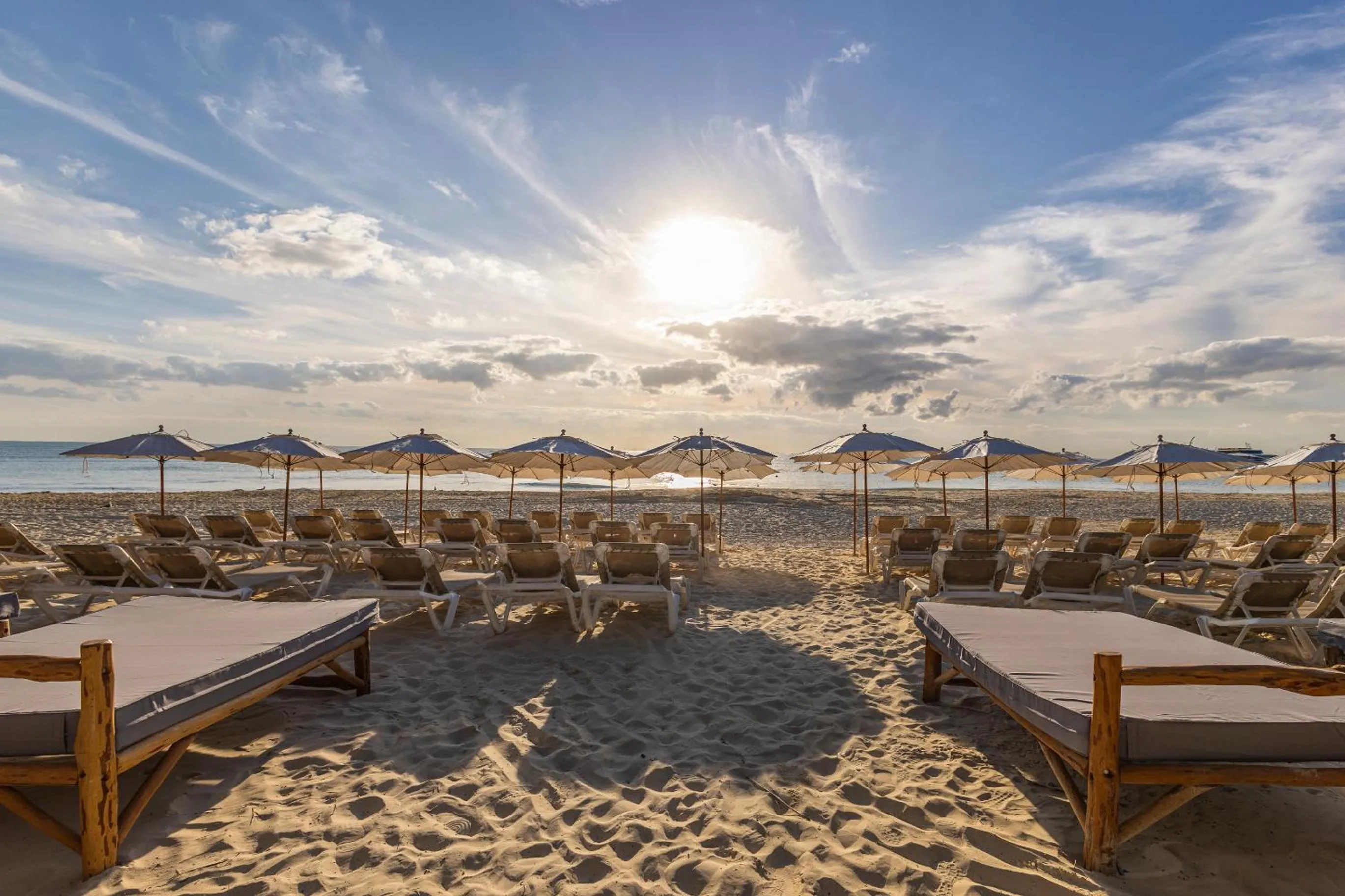 Day in Areia Playa del Carmen - Beach Front Hotel