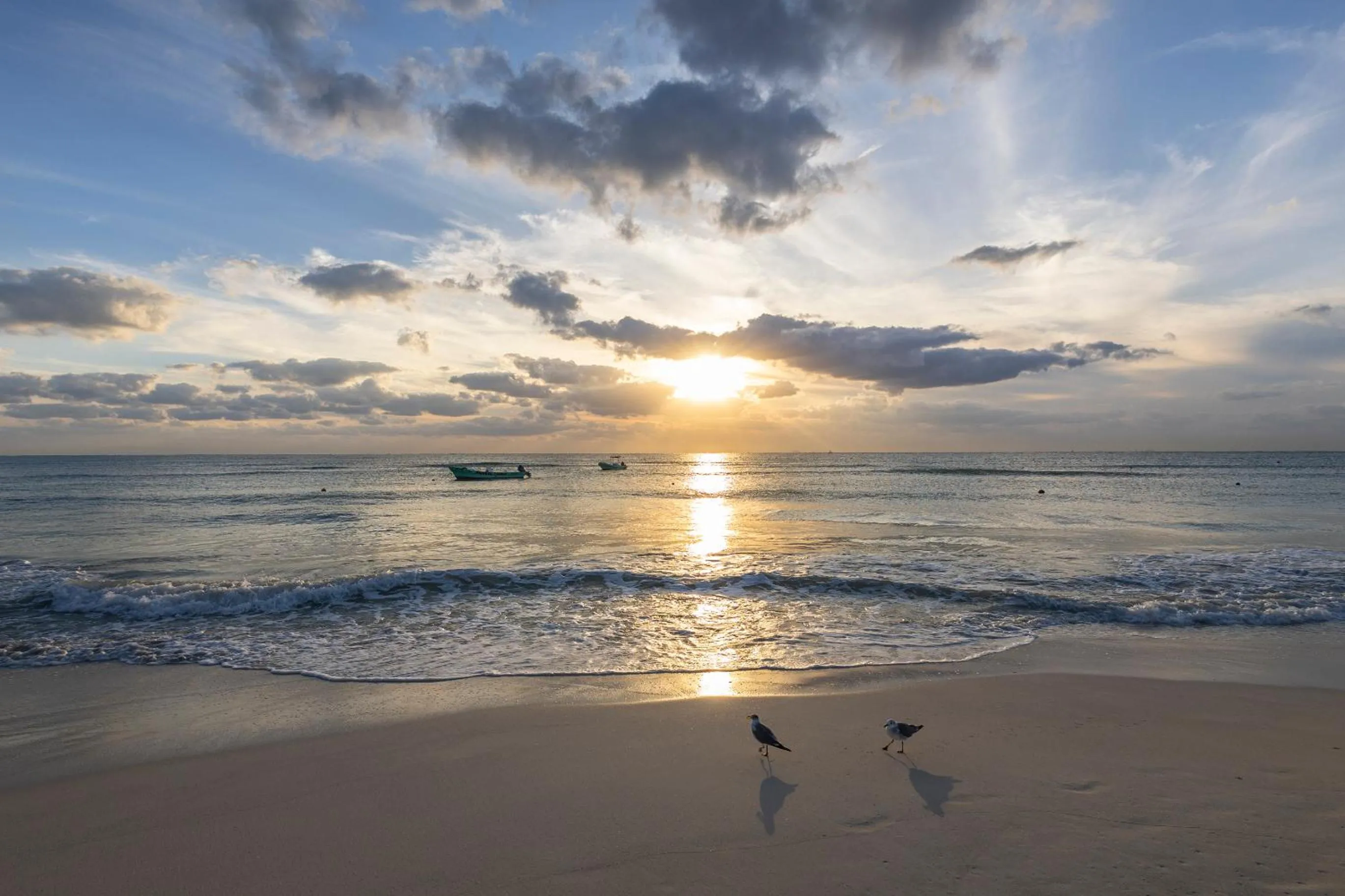 Day in Areia Playa del Carmen - Beach Front Hotel