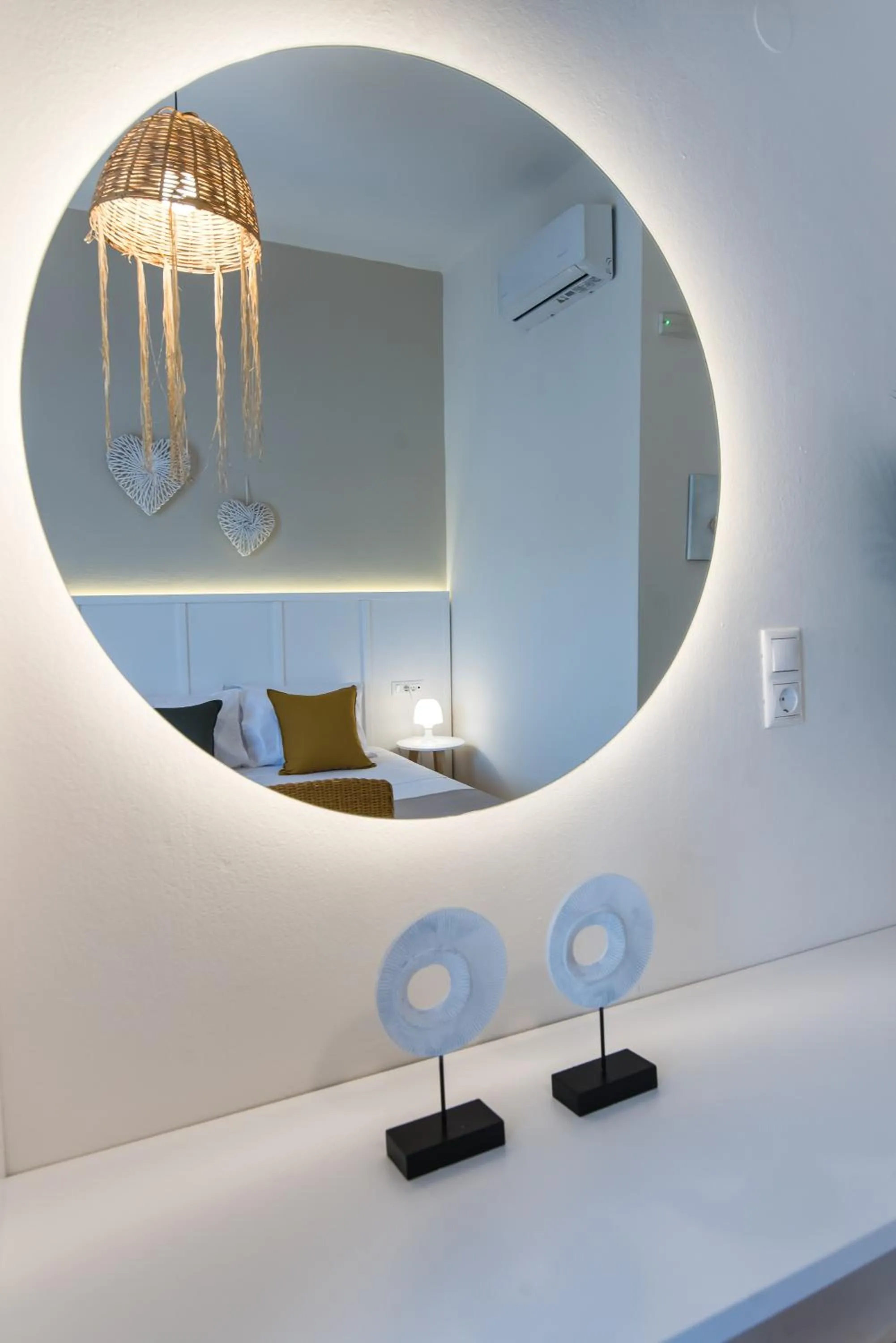 Decorative detail in Mirage Studios