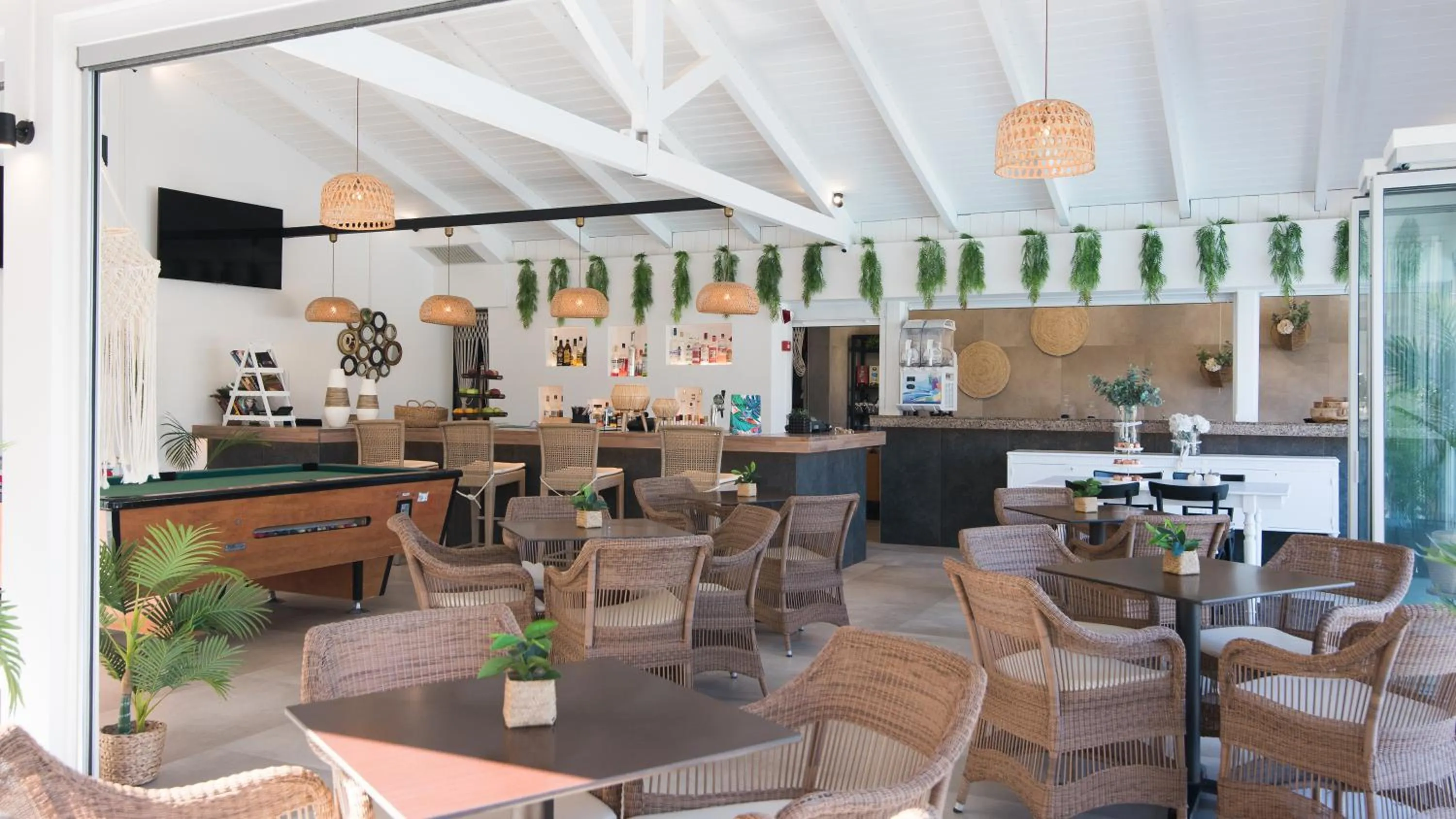 Lounge or bar in Mirage Studios