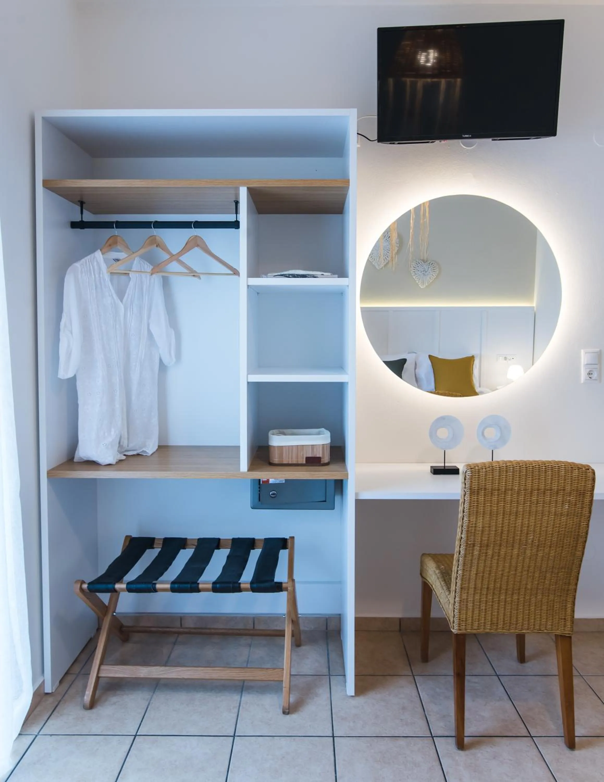 TV and multimedia in Mirage Studios