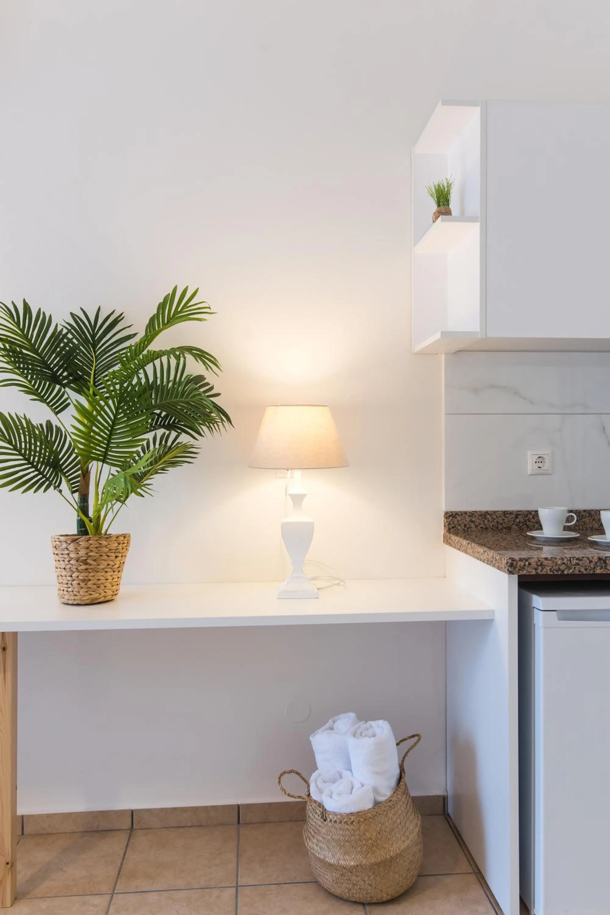 Kitchen or kitchenette in Mirage Studios