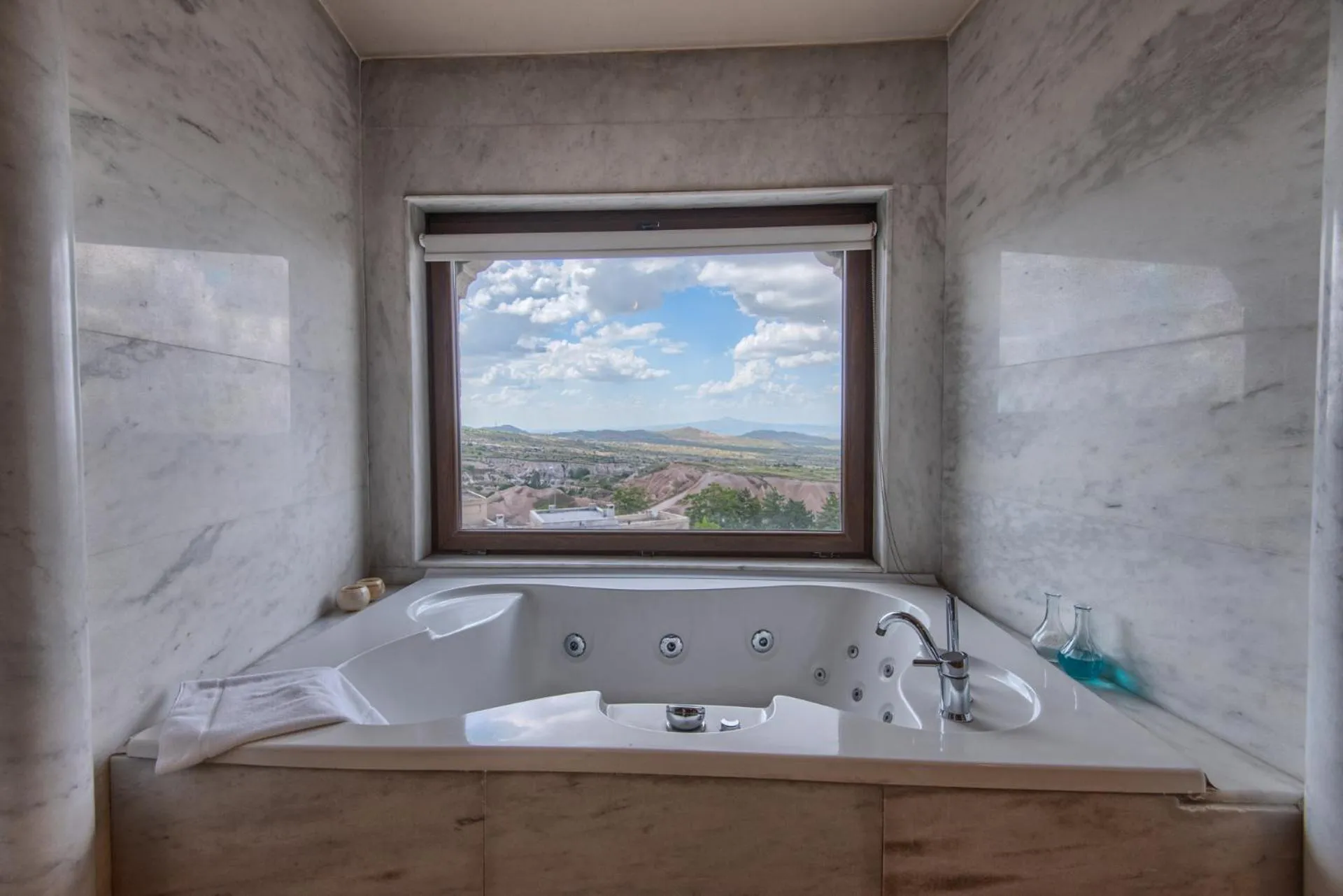 Bathroom in MUSEUM HOTEL - Relais & Châteaux