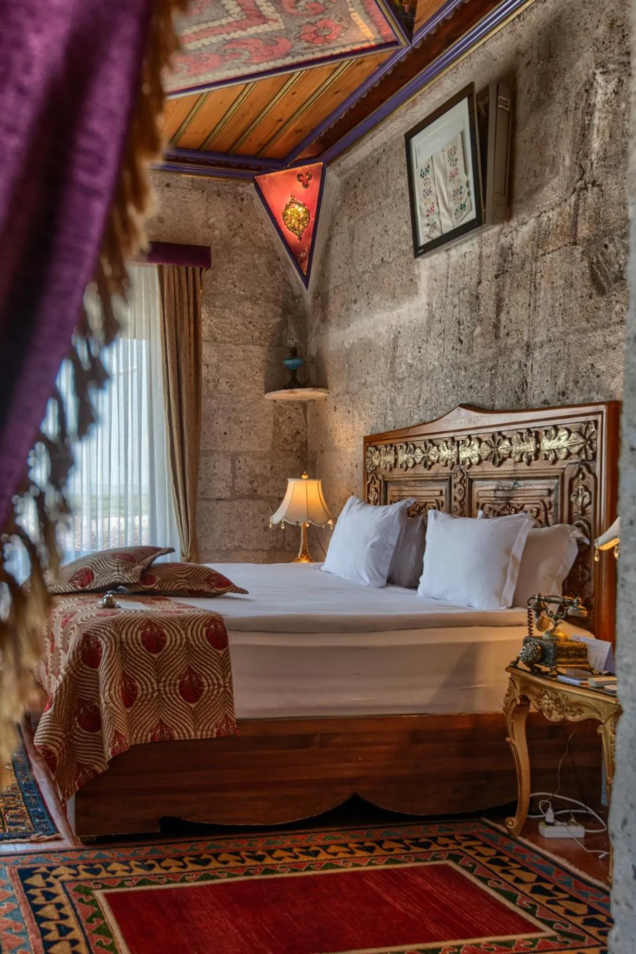 Bed in MUSEUM HOTEL - Relais & Châteaux