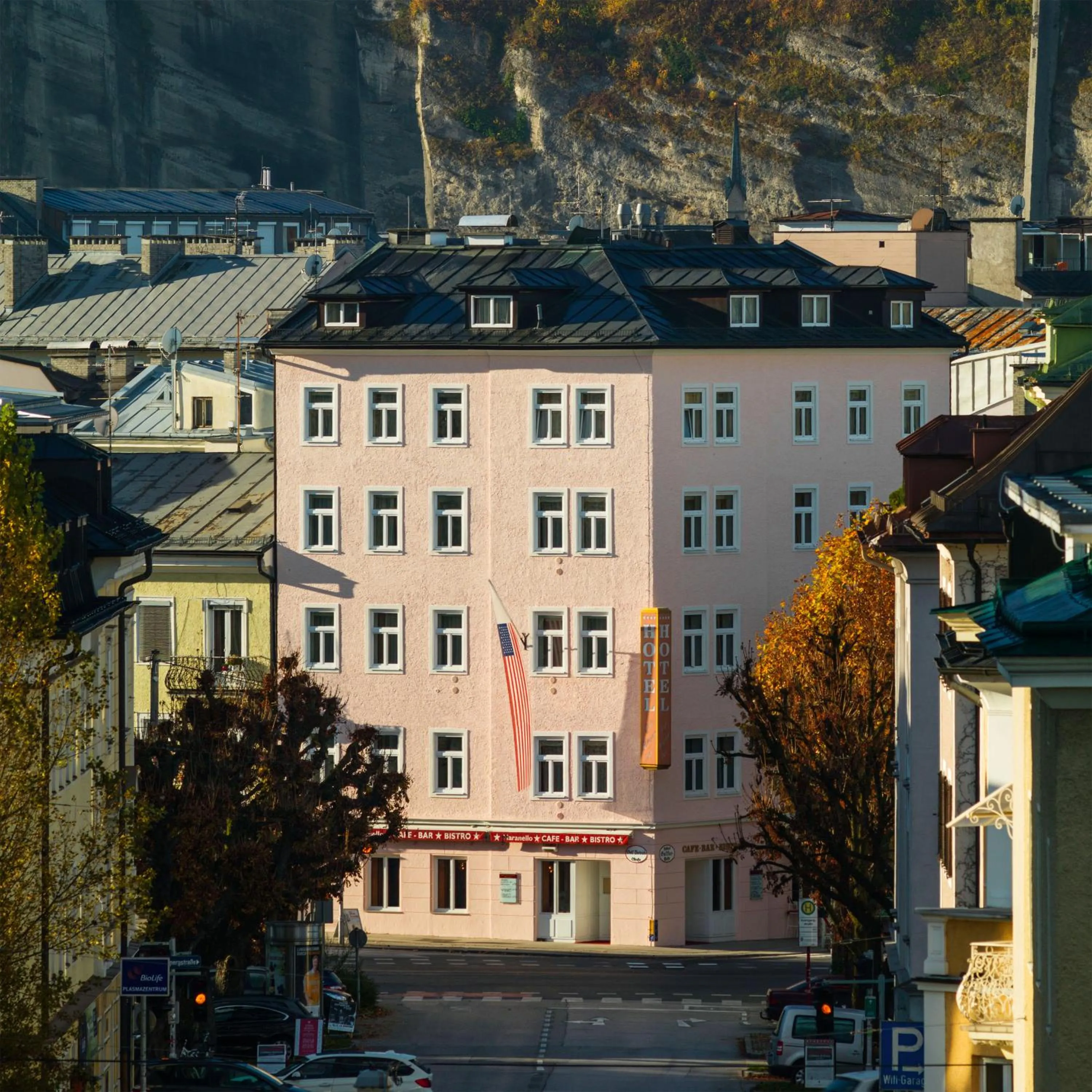 Property building in Hotel Vier Jahreszeiten Salzburg