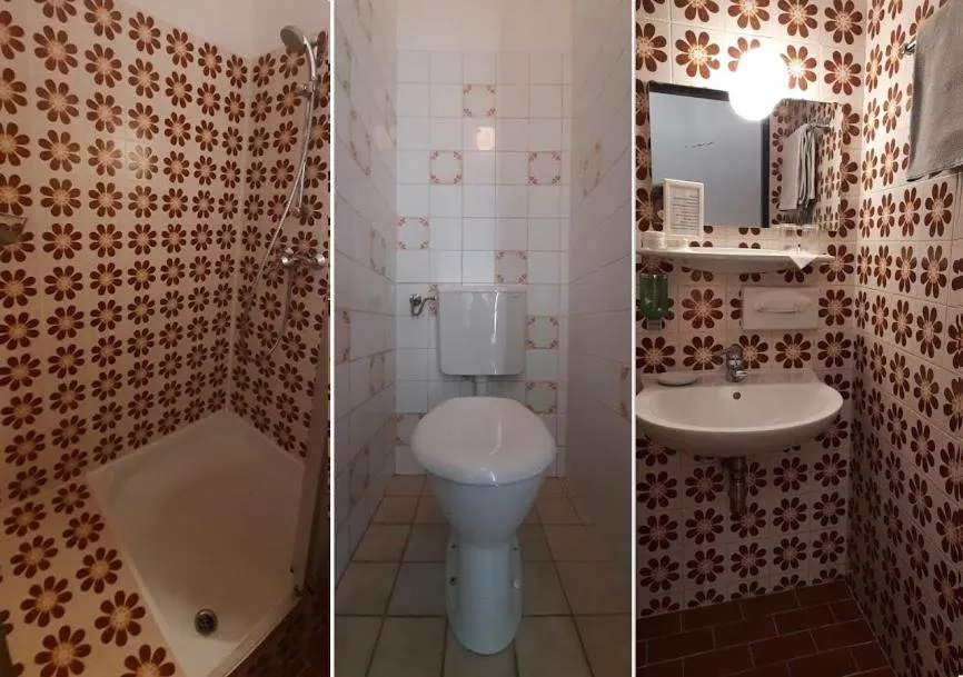 Bathroom in Pension Lerner