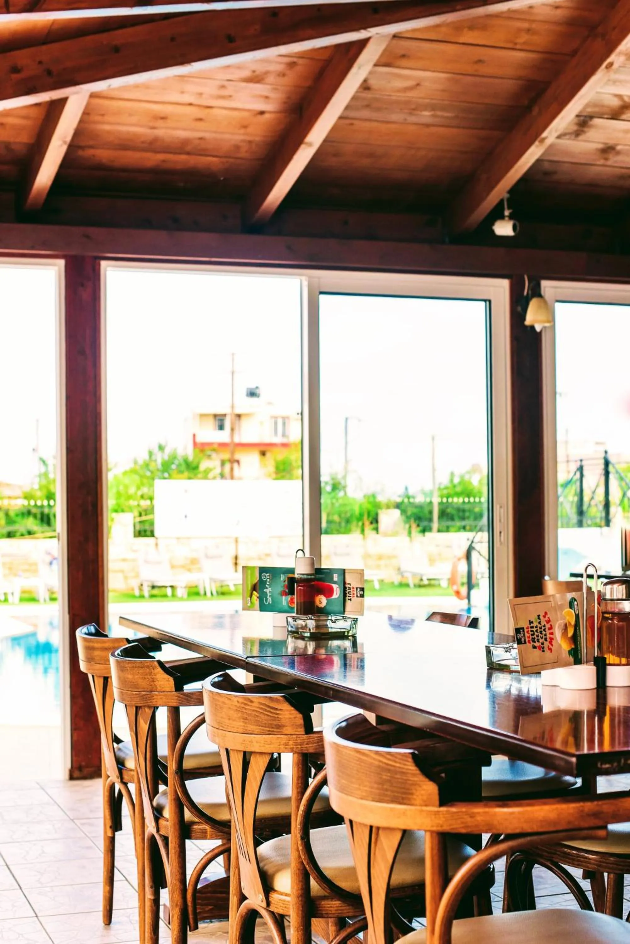 Restaurant/places to eat in Yiannis Manos Hotel Resort