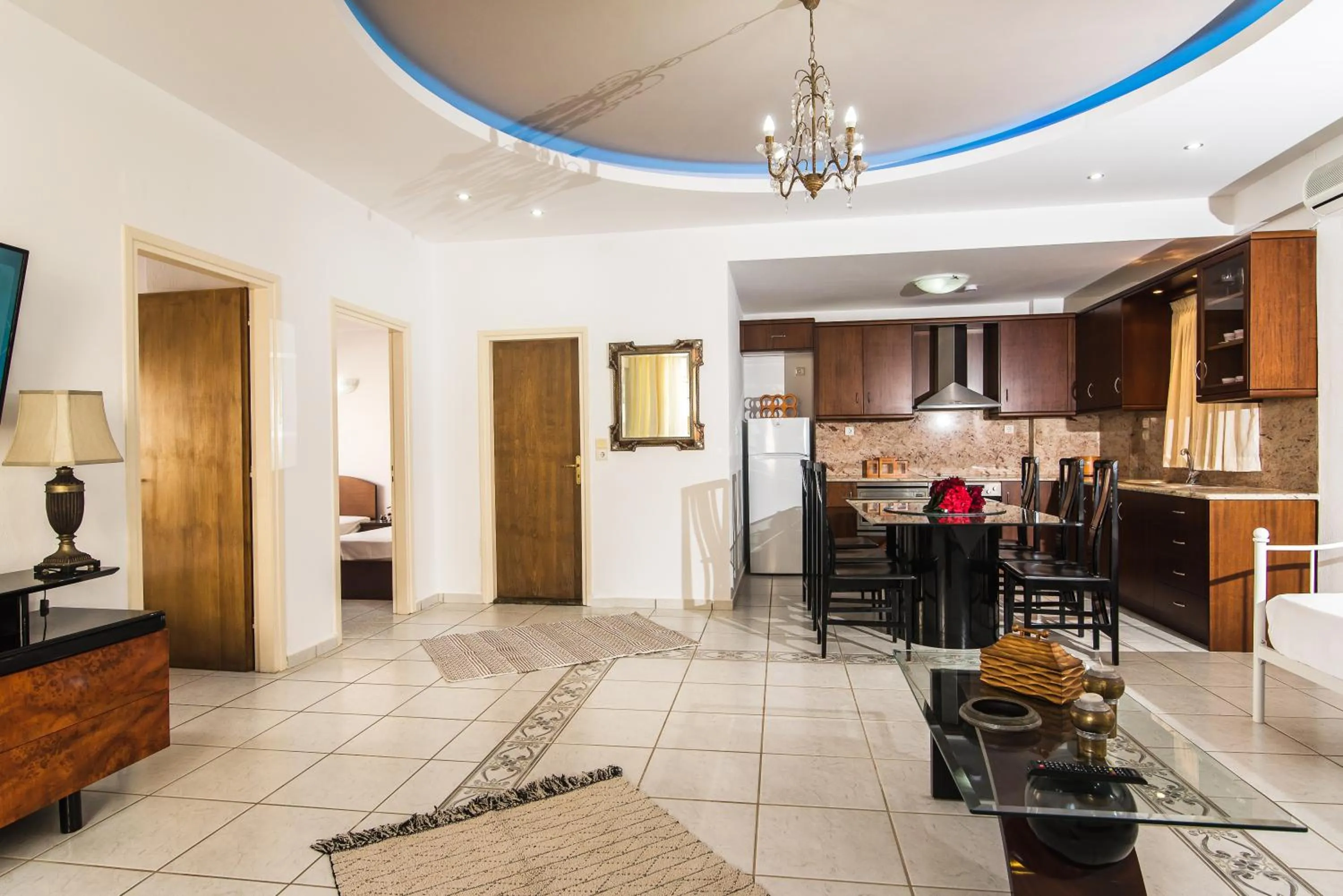 Bedroom in Yiannis Manos Hotel Resort