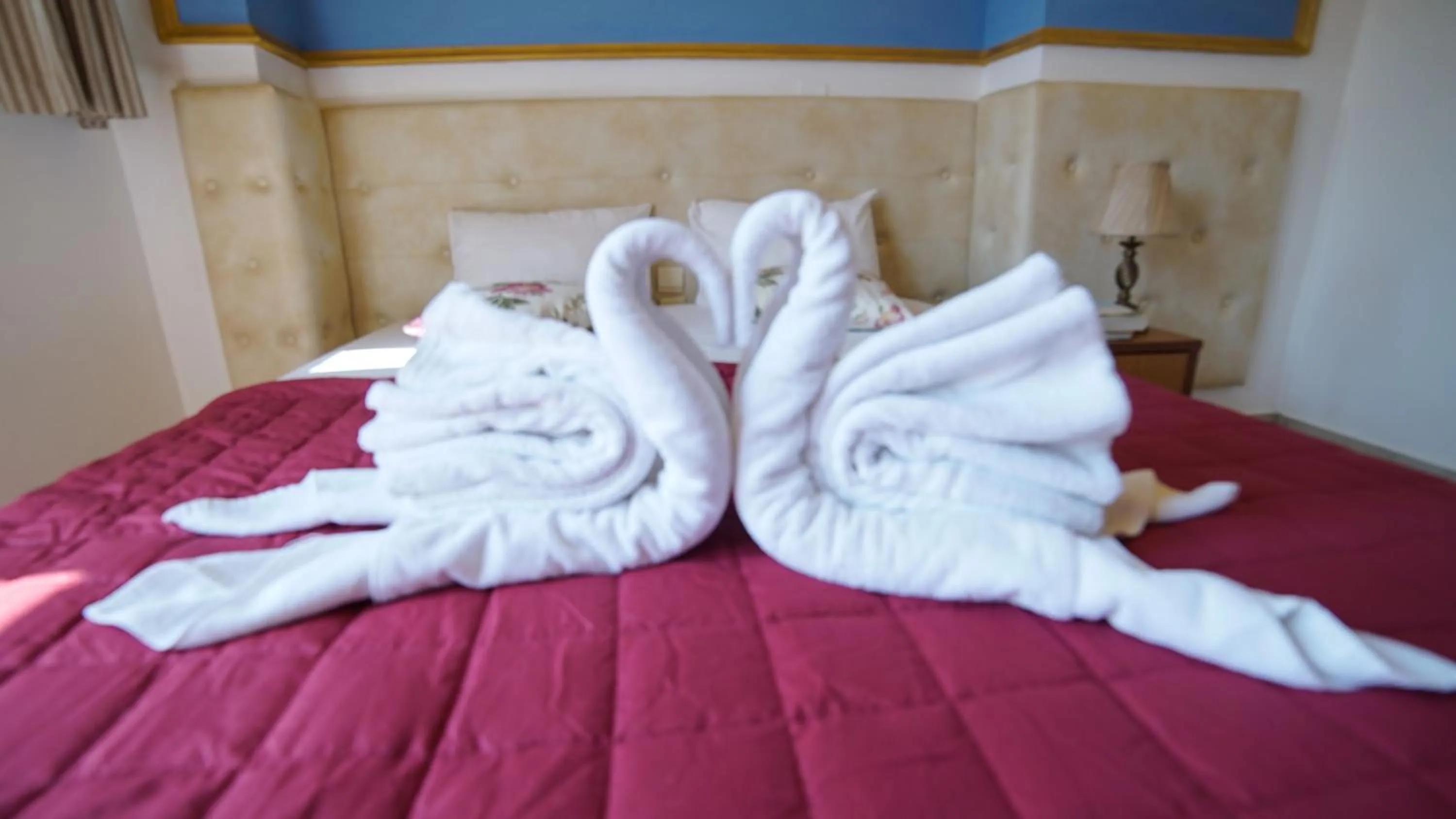 Bed in Yiannis Manos Hotel Resort