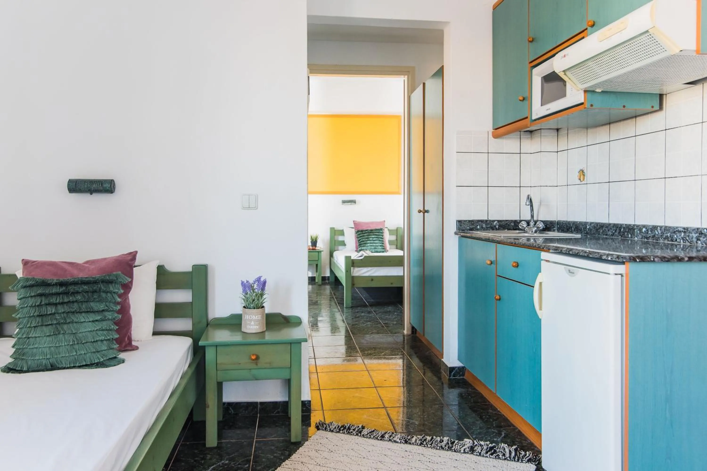 Dining area in Yiannis Manos Hotel Resort