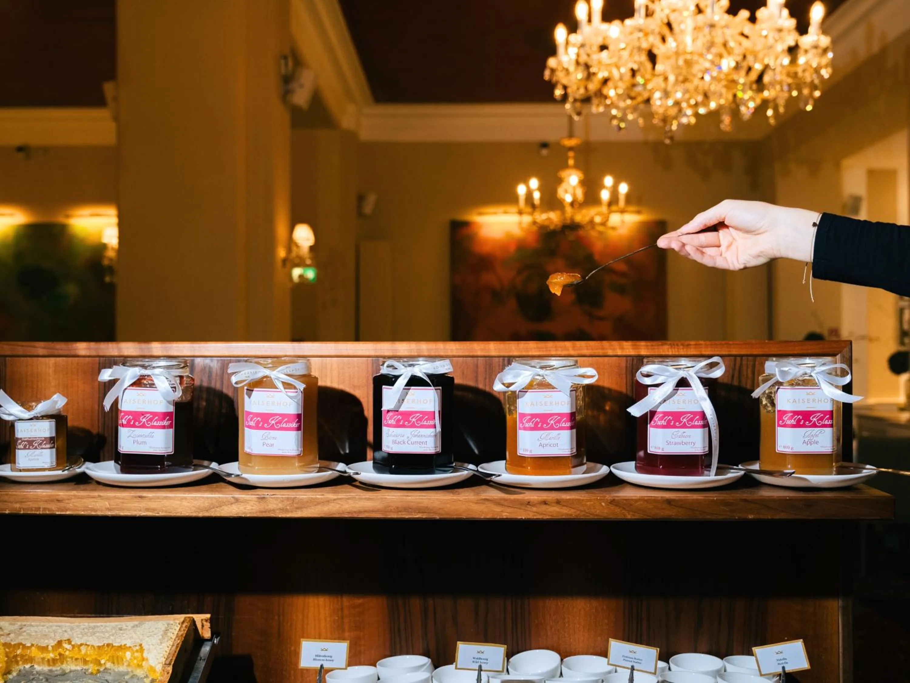 Breakfast in Hotel Kaiserhof Wien