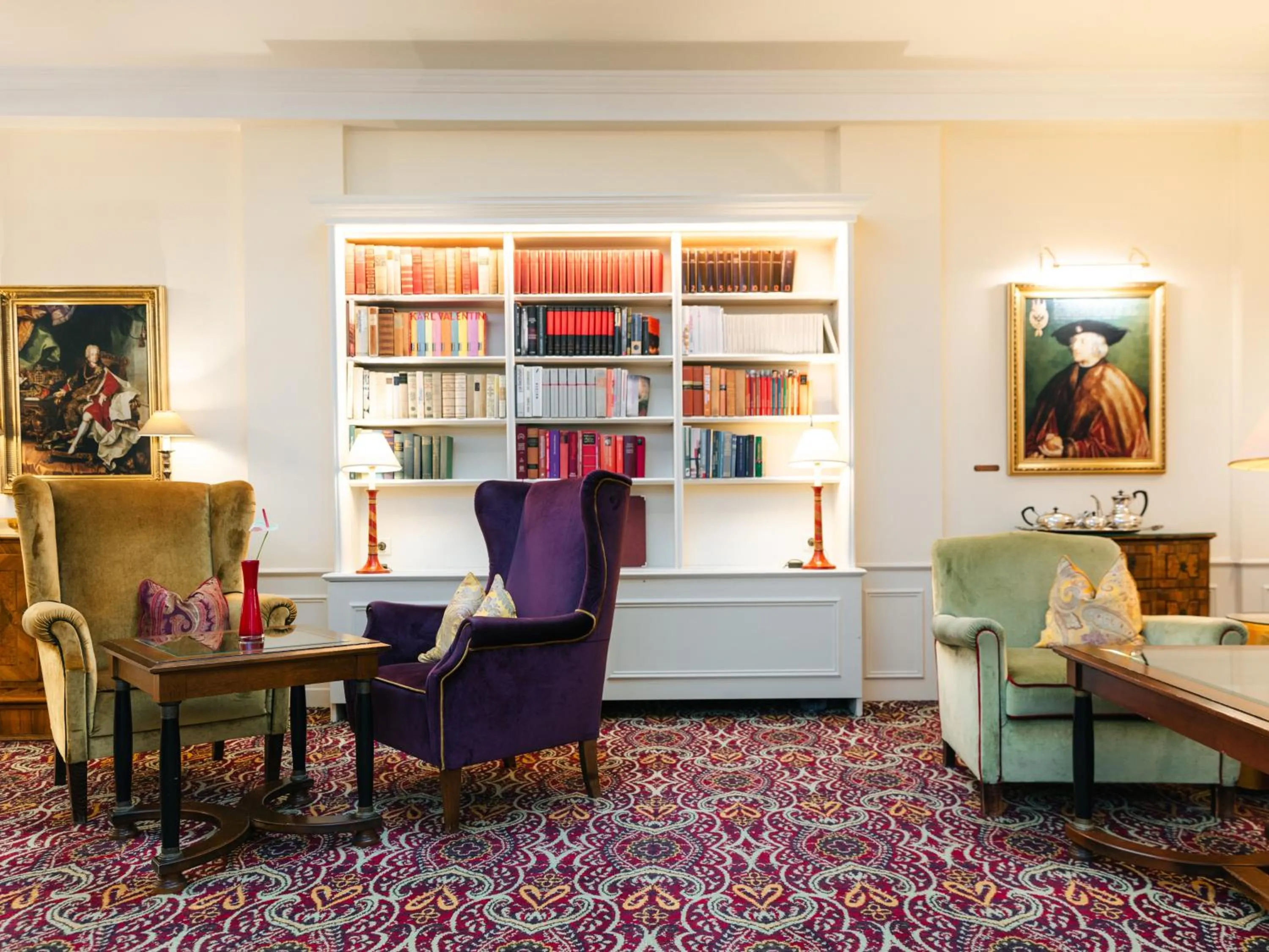 Library in Hotel Kaiserhof Wien
