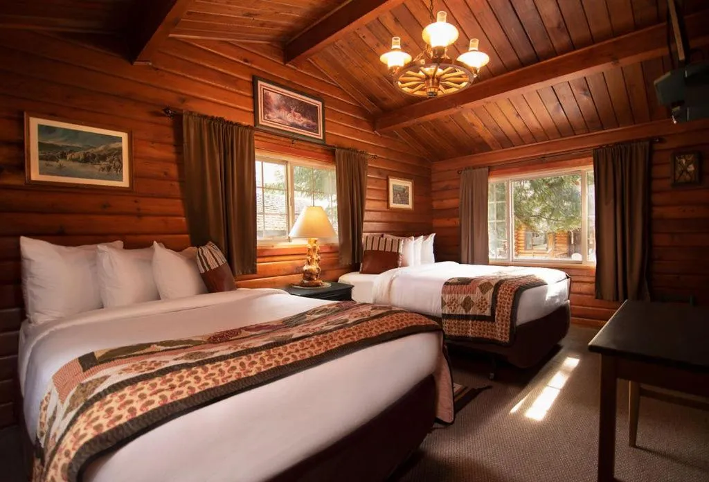 Bed in Lochsa Lodge