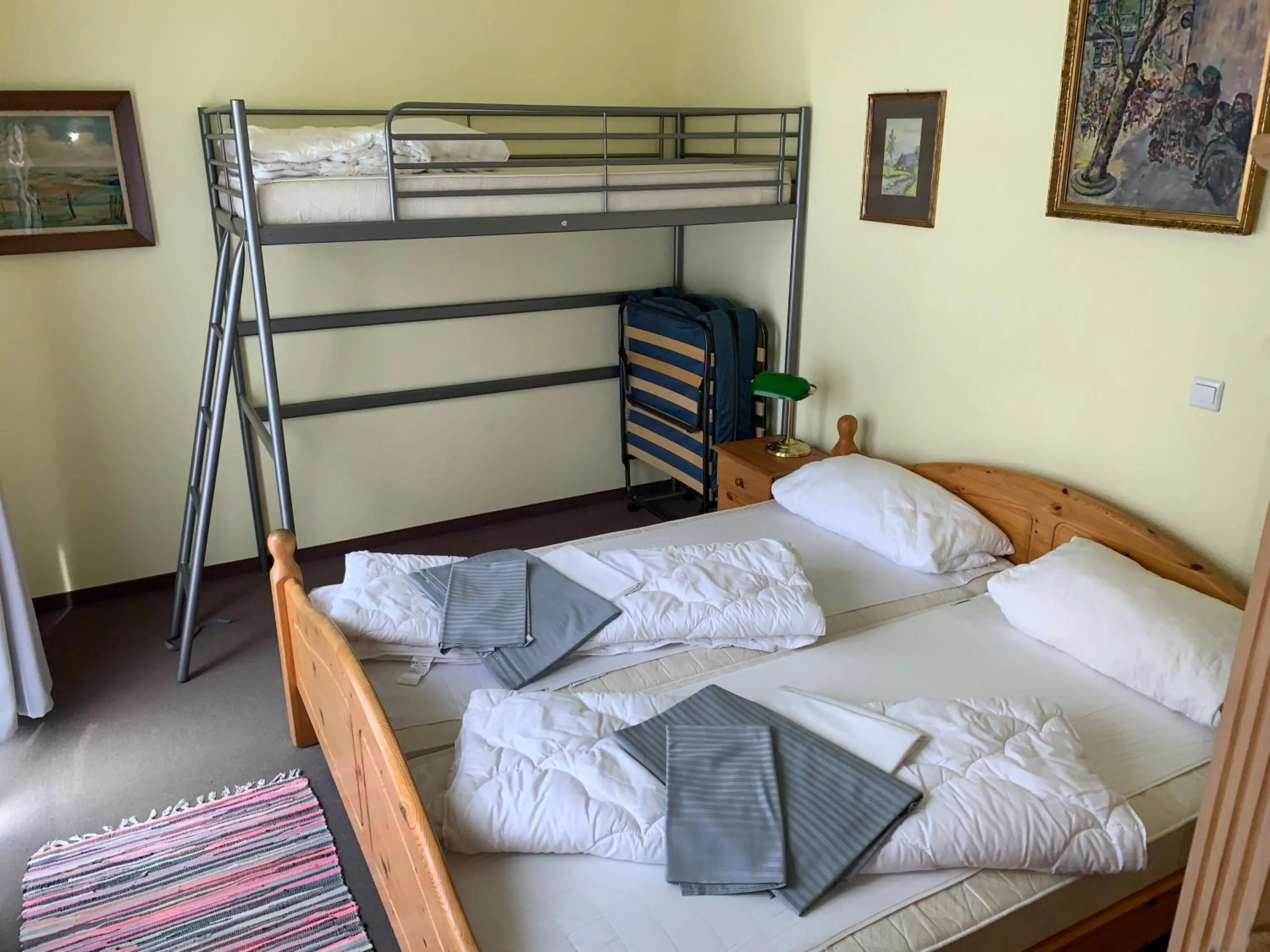 Bedroom, Bed in Hotel-Pension Teutonia