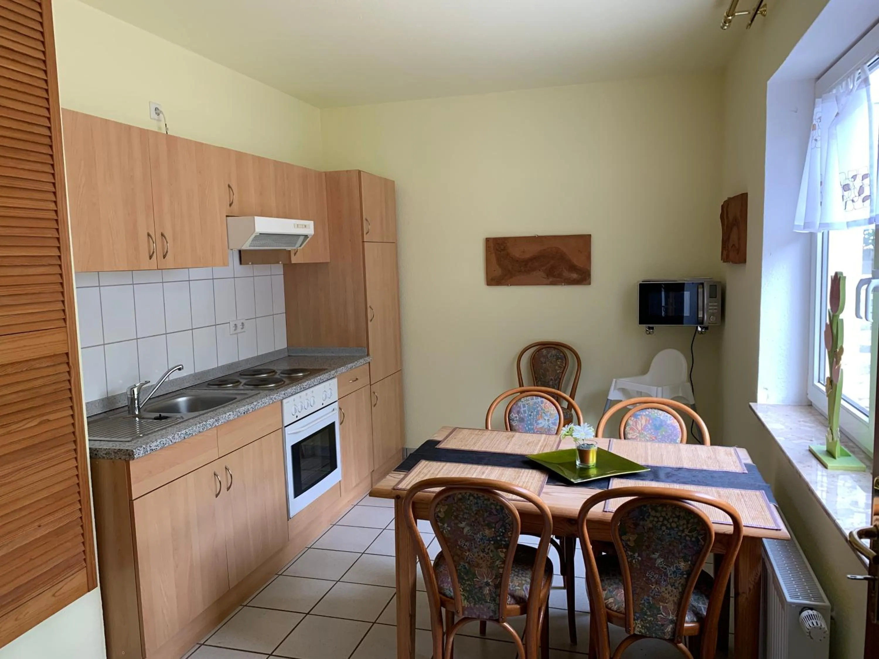 Kitchen or kitchenette in Hotel-Pension Teutonia