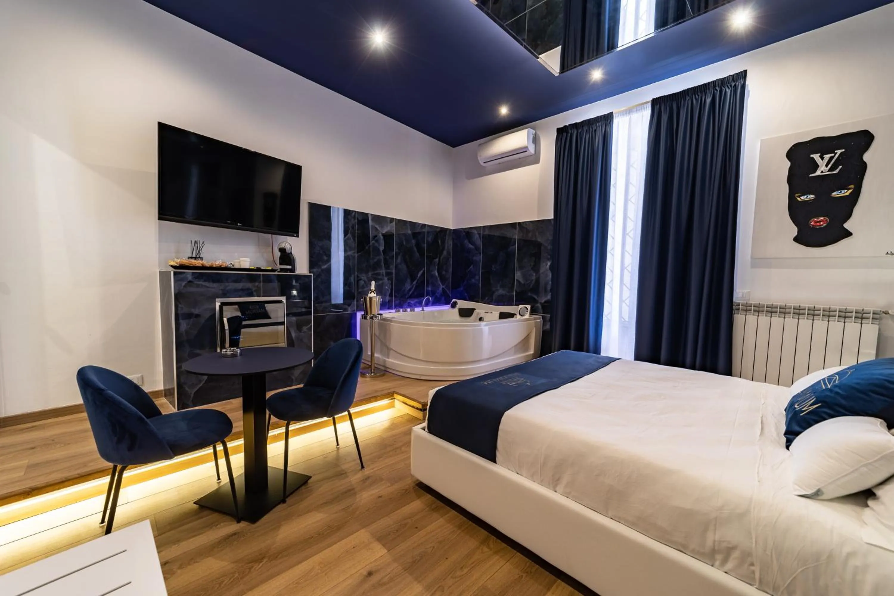 Bed in Maximum Suite & Spa