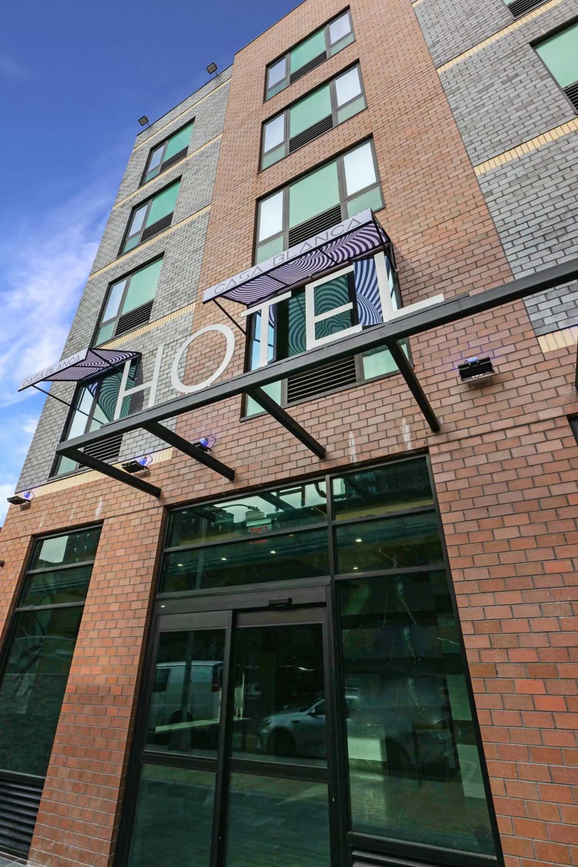 Property building in Casa Blanca Hotel Brooklyn Downtown