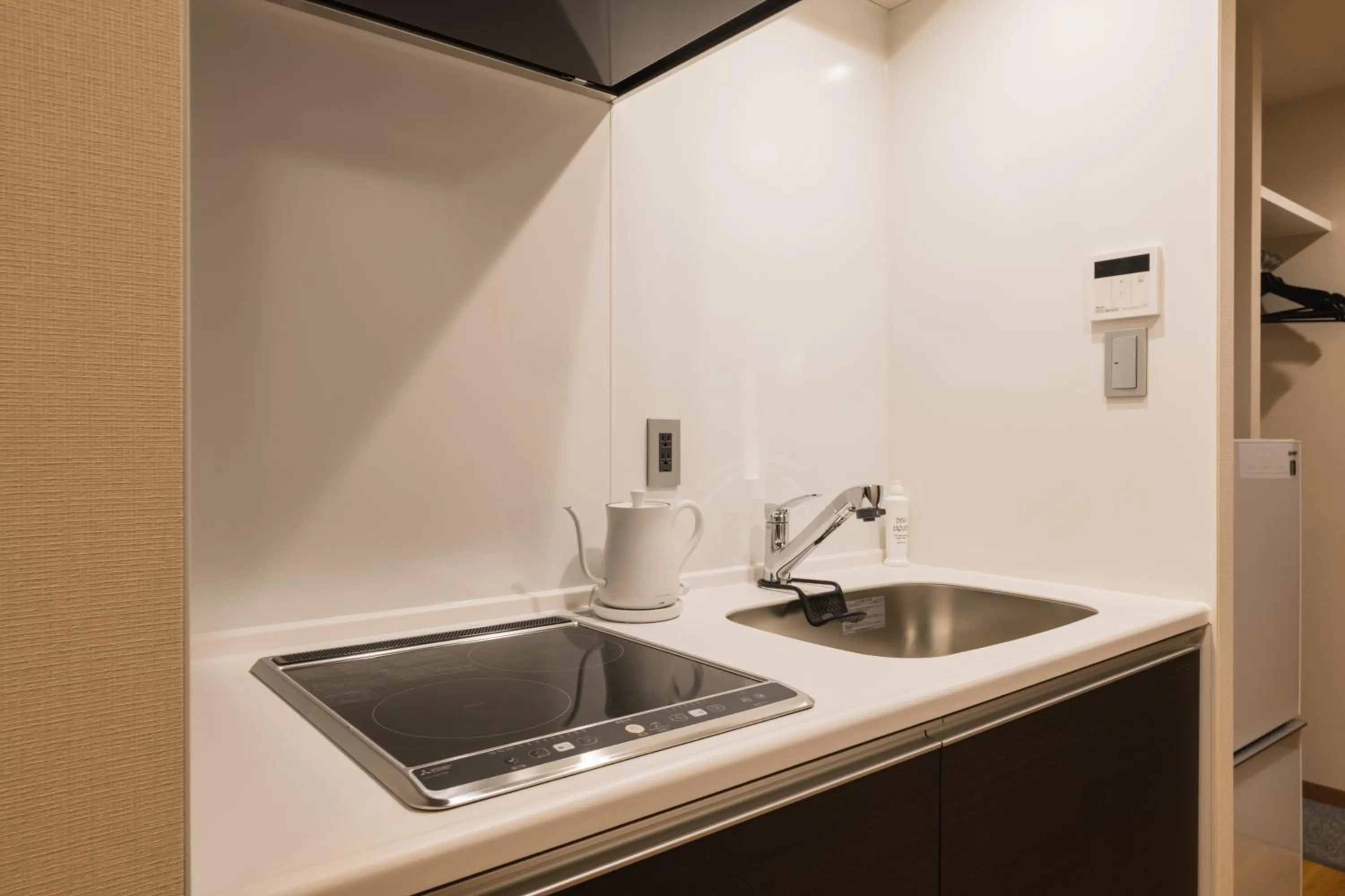 Kitchen or kitchenette in Hotel Iori ホテル庵