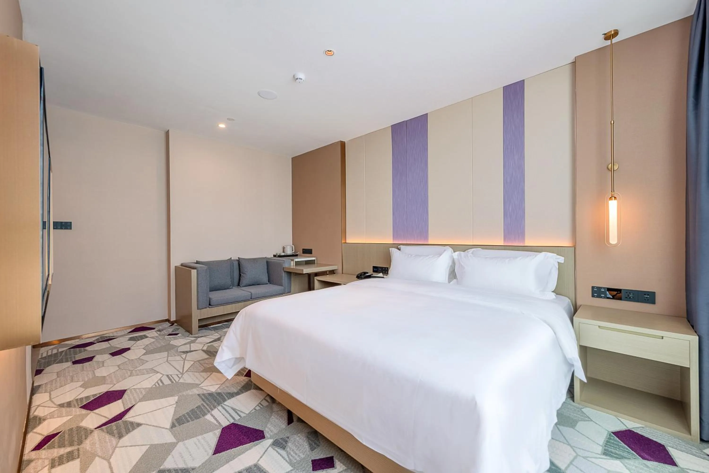 Photo of the whole room in Lavande Hotel Shenzhen Baoan International Convention and Exhibition Center