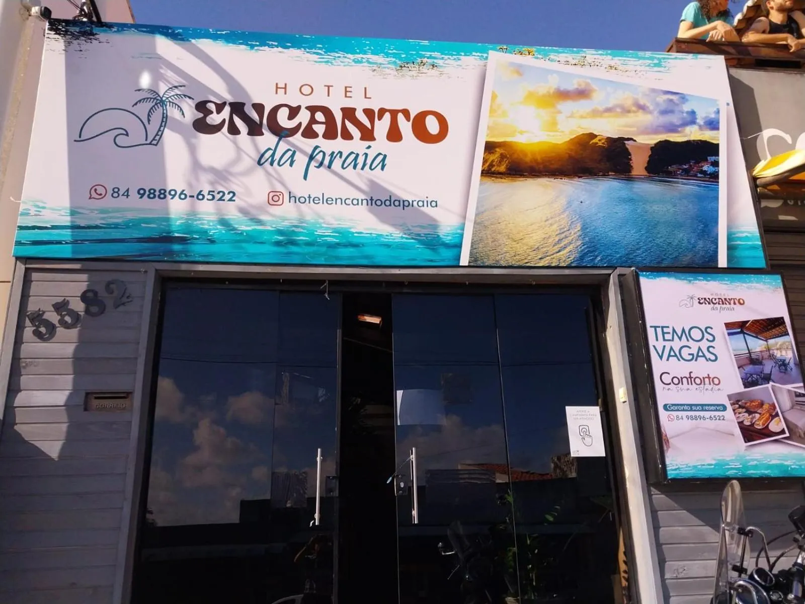 Facade/entrance in Encanto da Praia hotel pousada