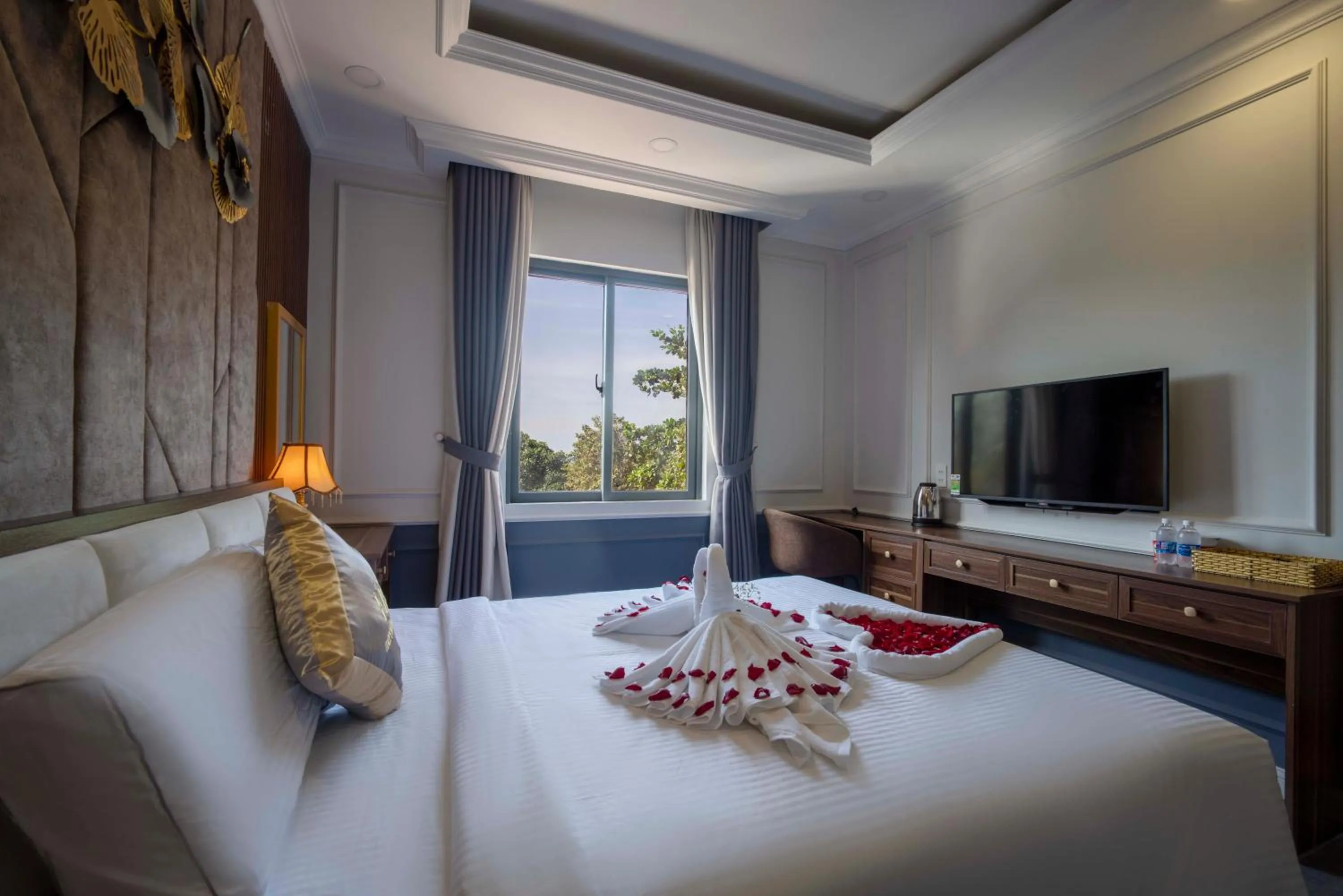 Photo of the whole room in HOTEL HAPPY PHU QUOC