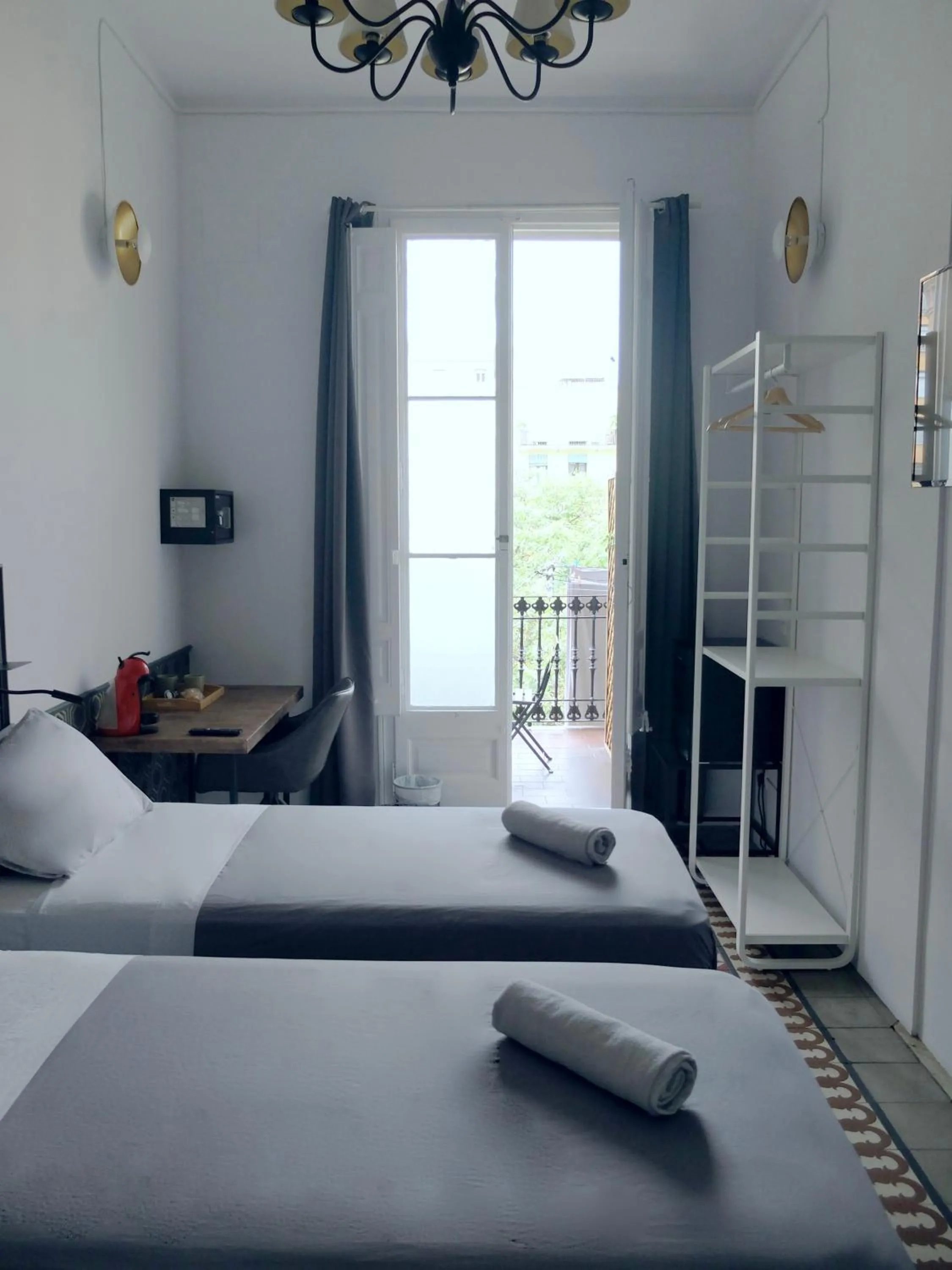 View (from property/room), Bed in Fabrizzio's Petit