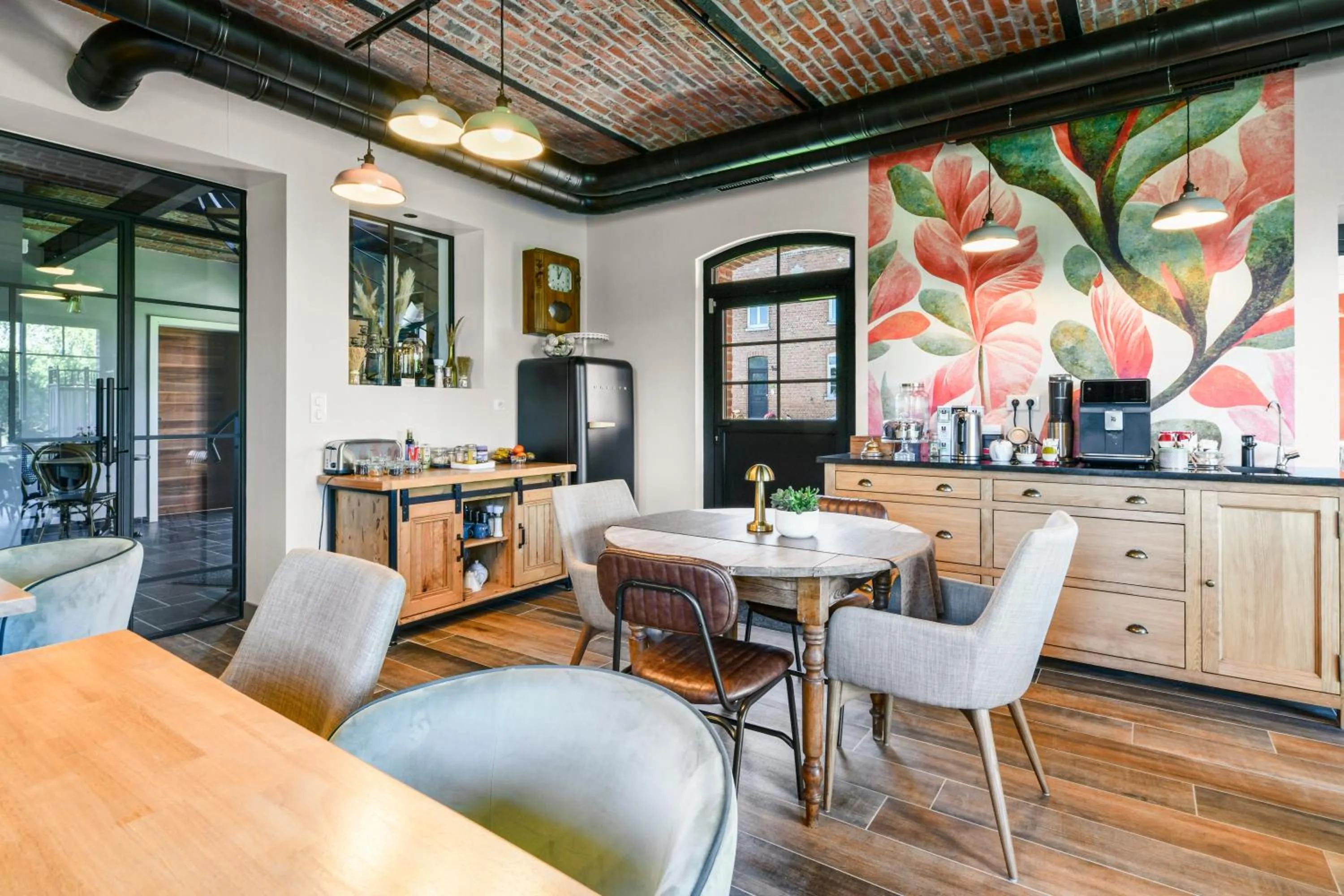 Breakfast in La Ceriseraie