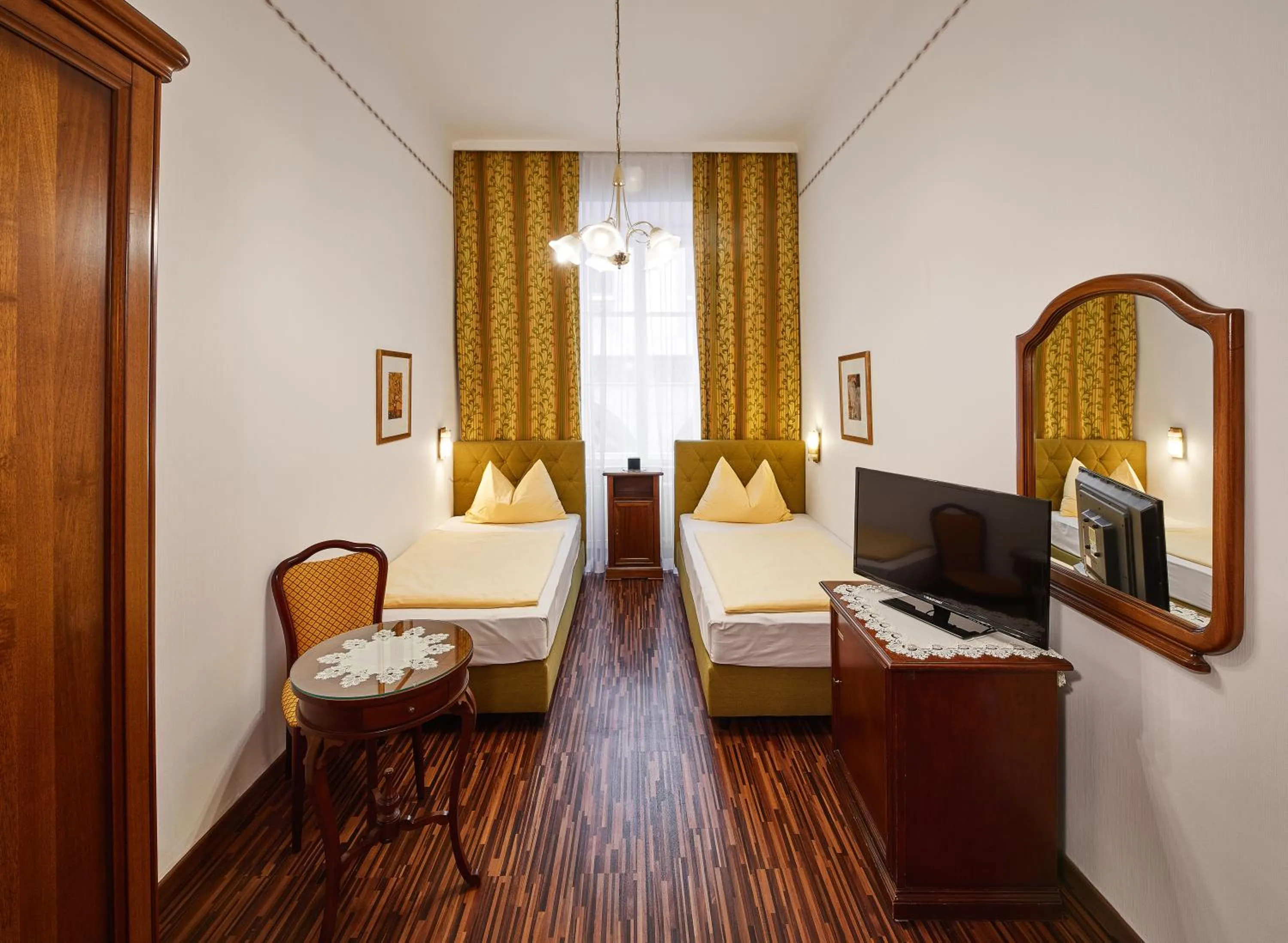 Other, Bed in Hotel Austria - Wien