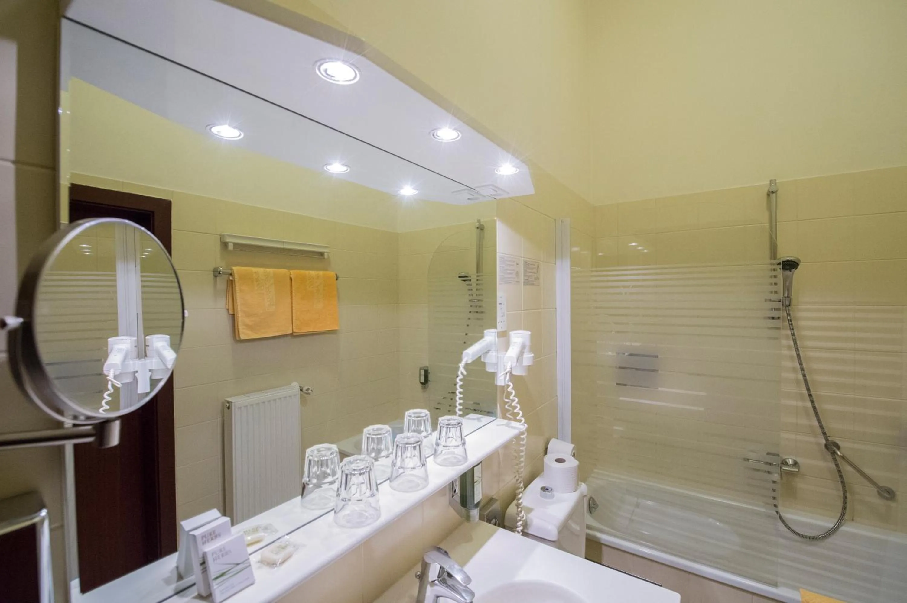 Bathroom in Hotel Austria - Wien