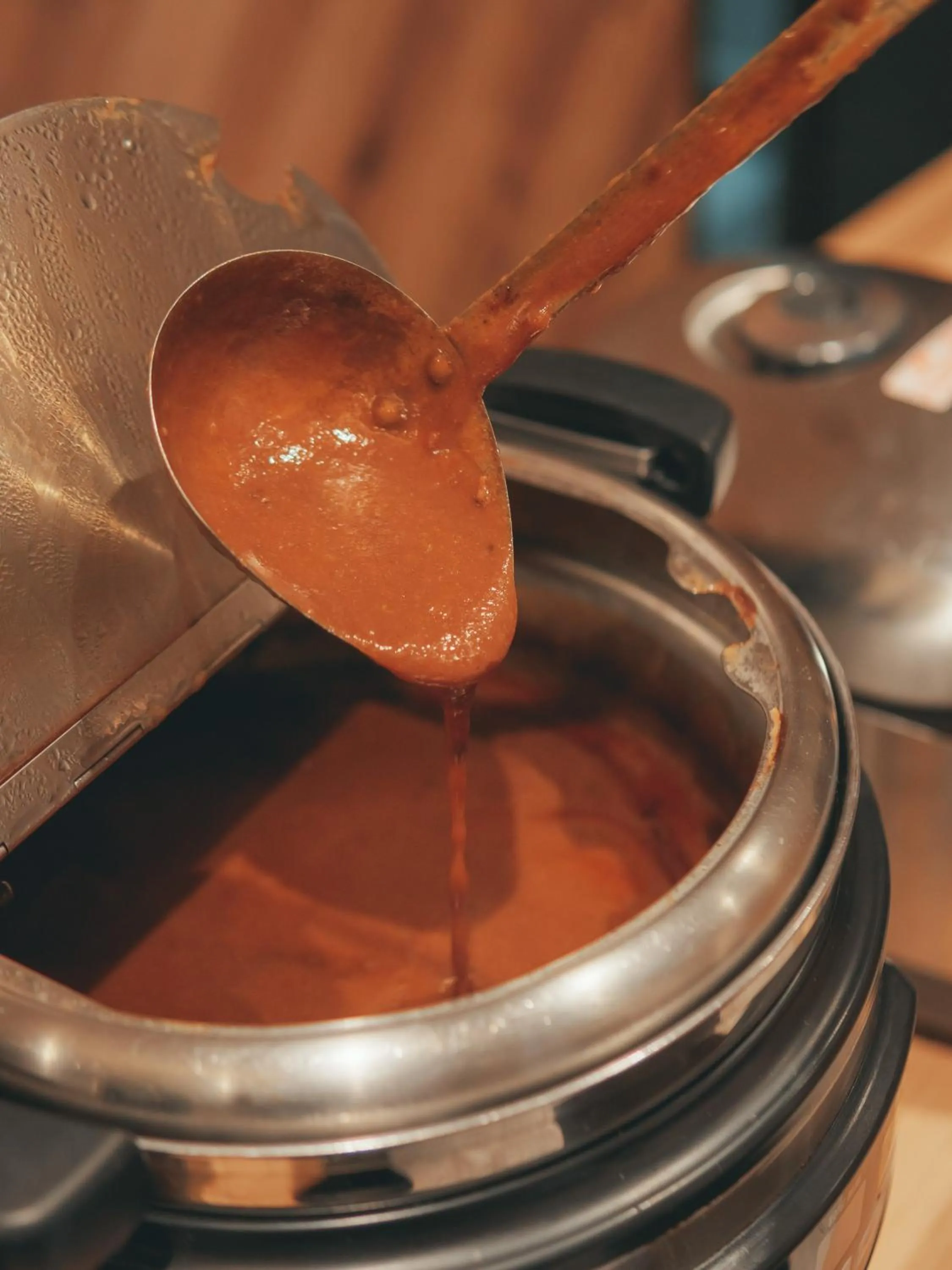 Breakfast in QuintessaHotel TokyoHaneda Comic&Books