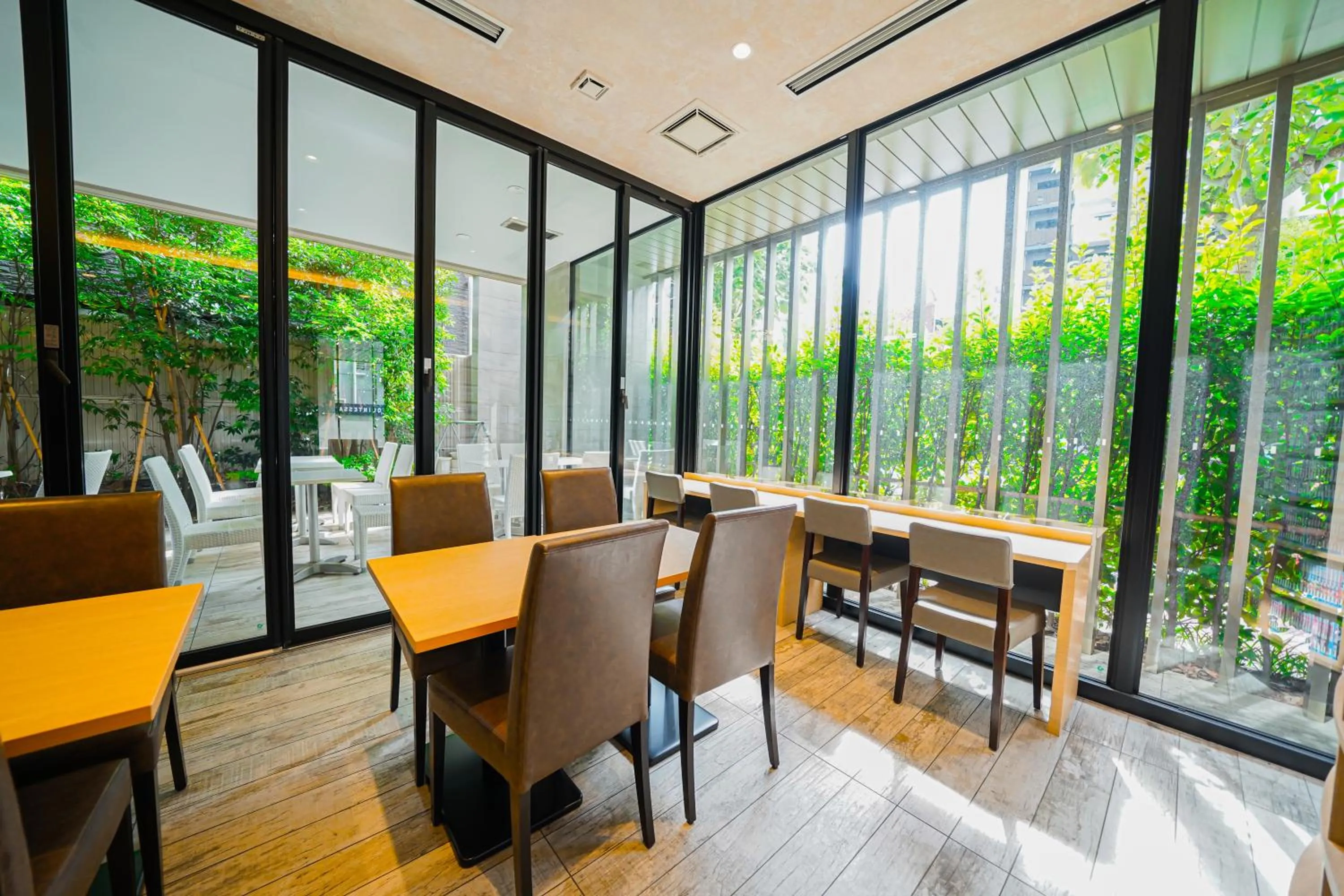 Communal lounge/ TV room in QuintessaHotel TokyoHaneda Comic&Books