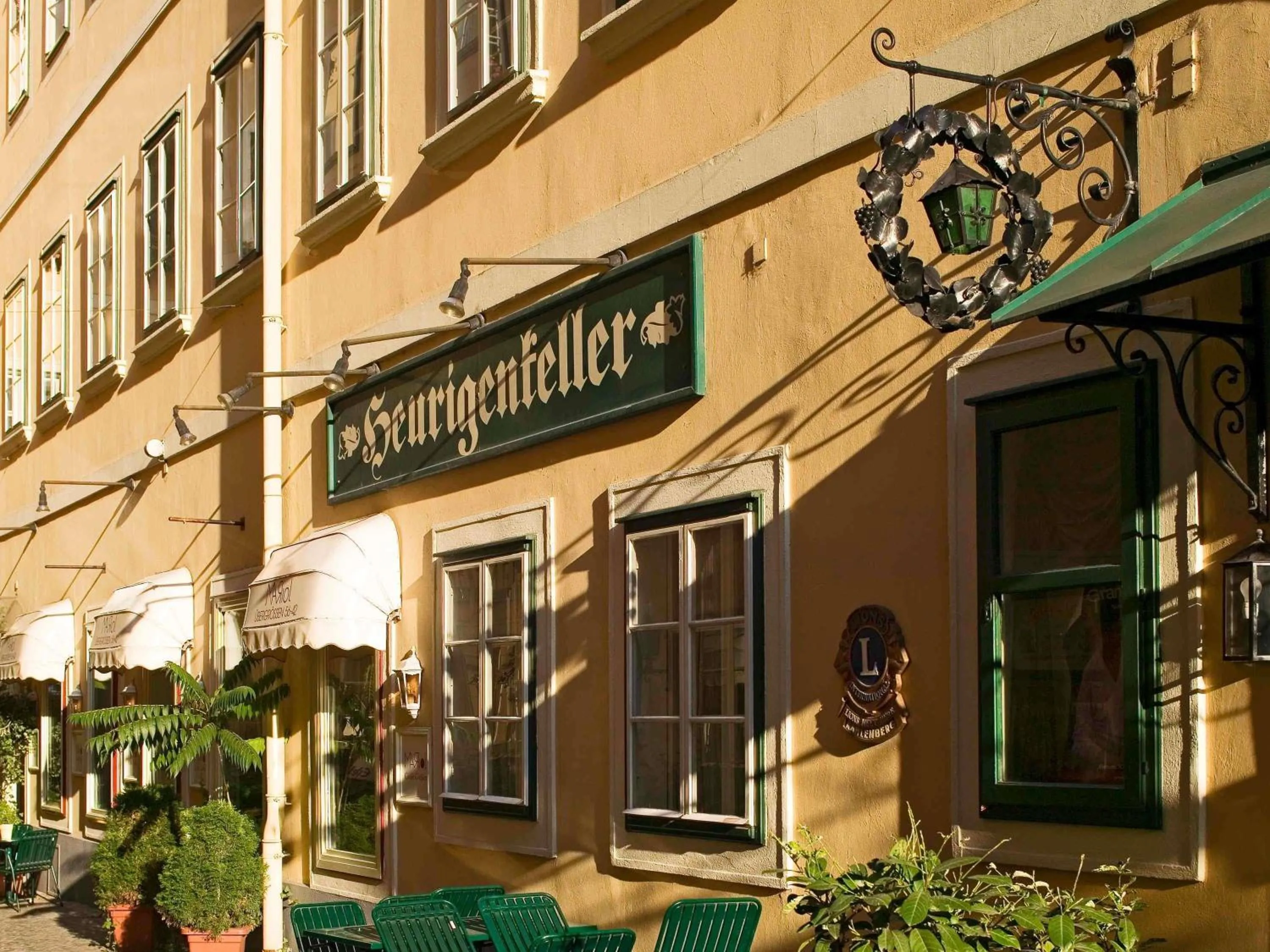 Restaurant/places to eat in Mercure Grand Hotel Biedermeier Wien