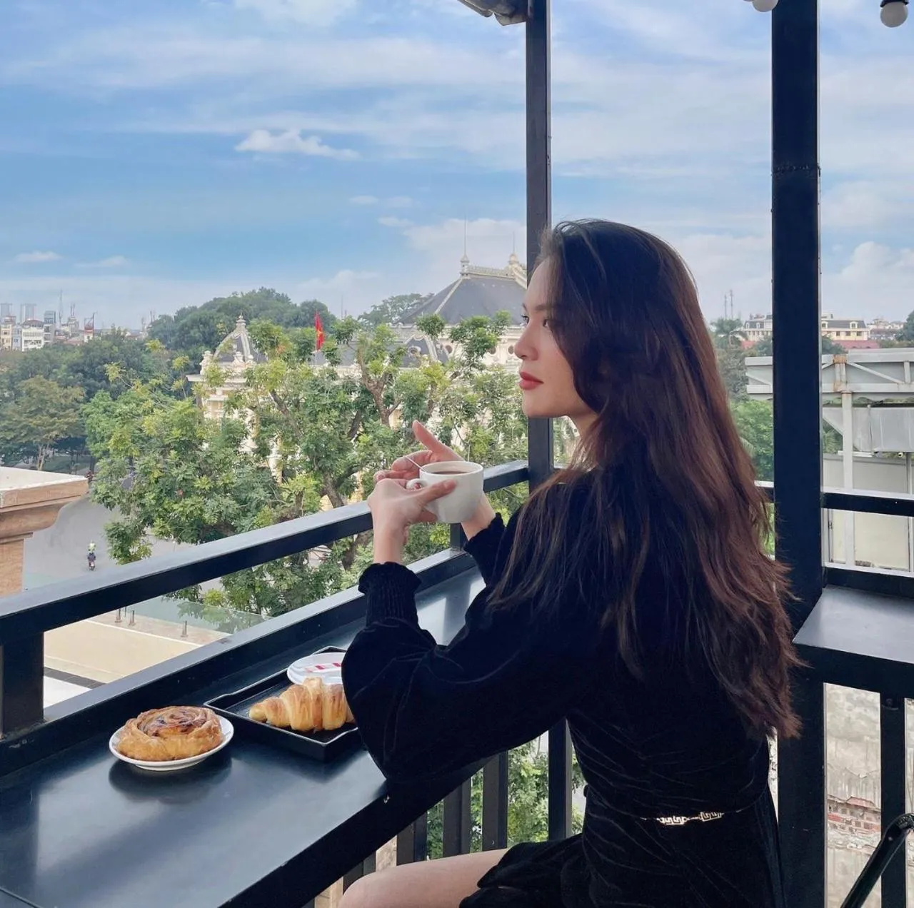 View (from property/room) in Opera House Suites