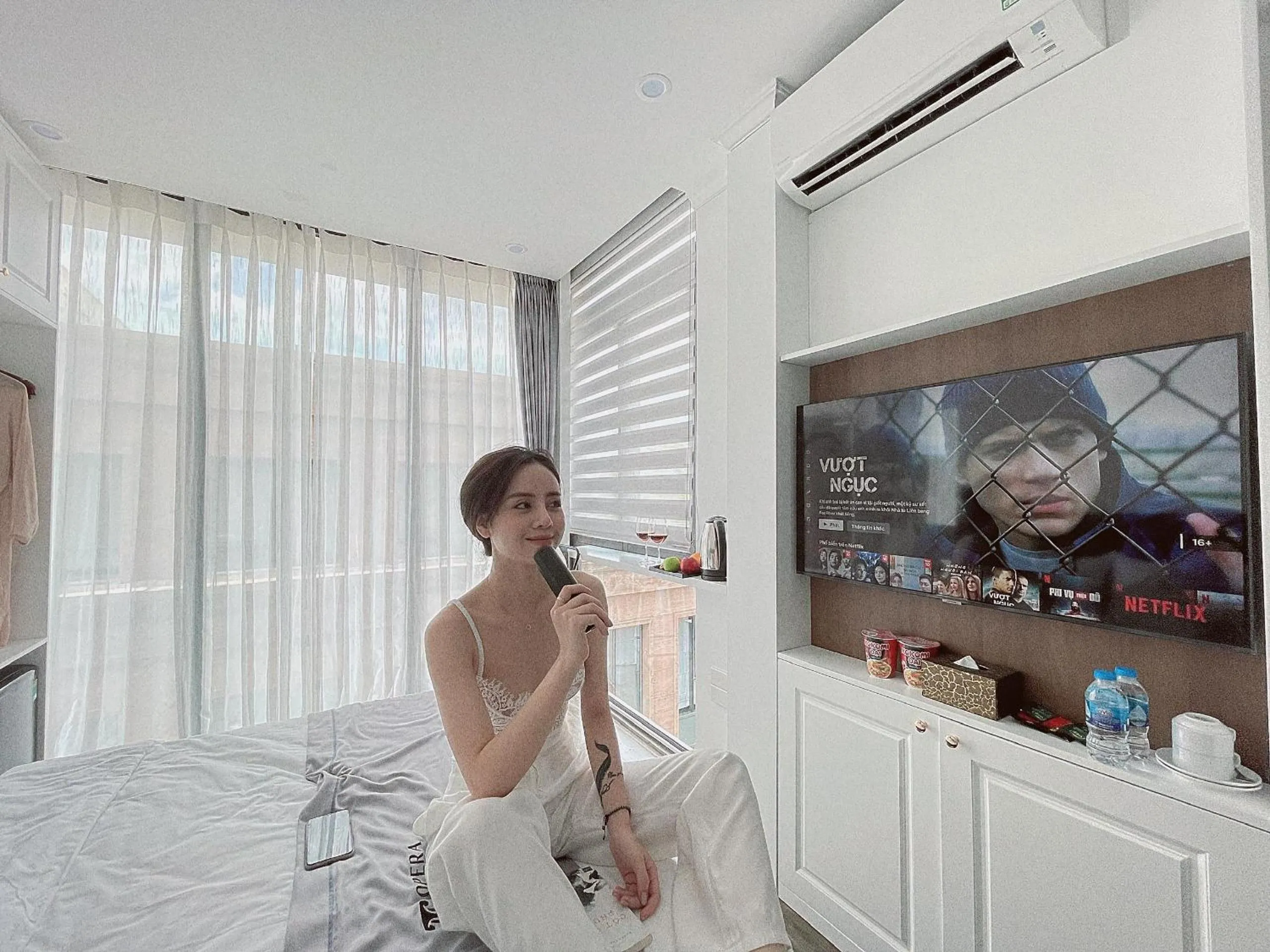 Bedroom in Opera House Suites