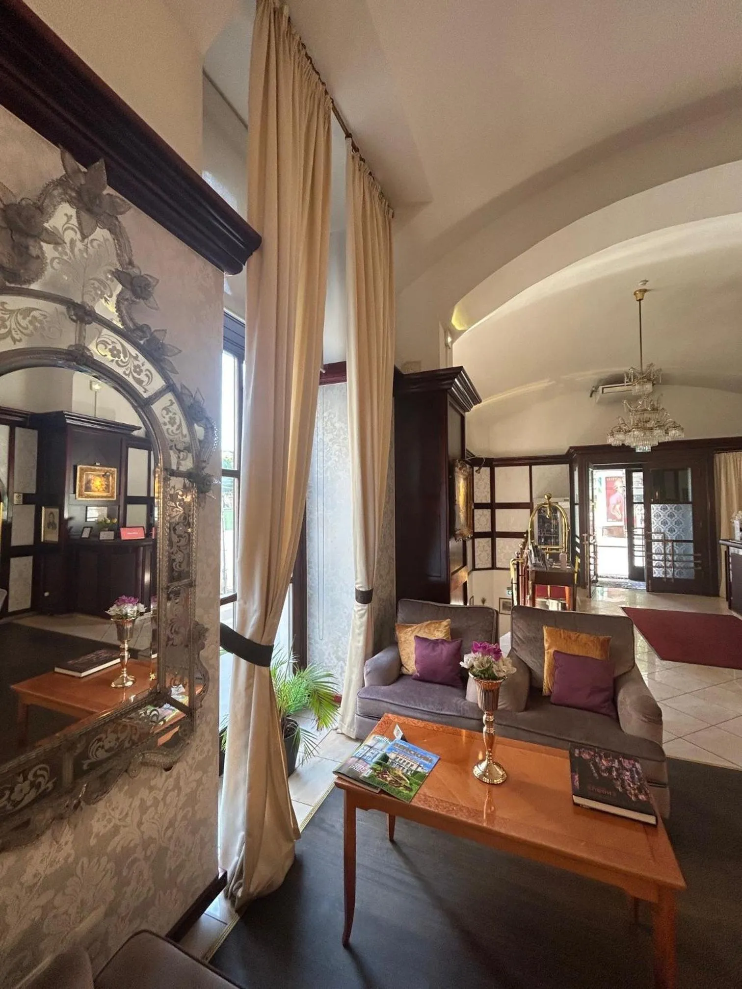 Lobby or reception, Bed in Hotel Am Schubertring