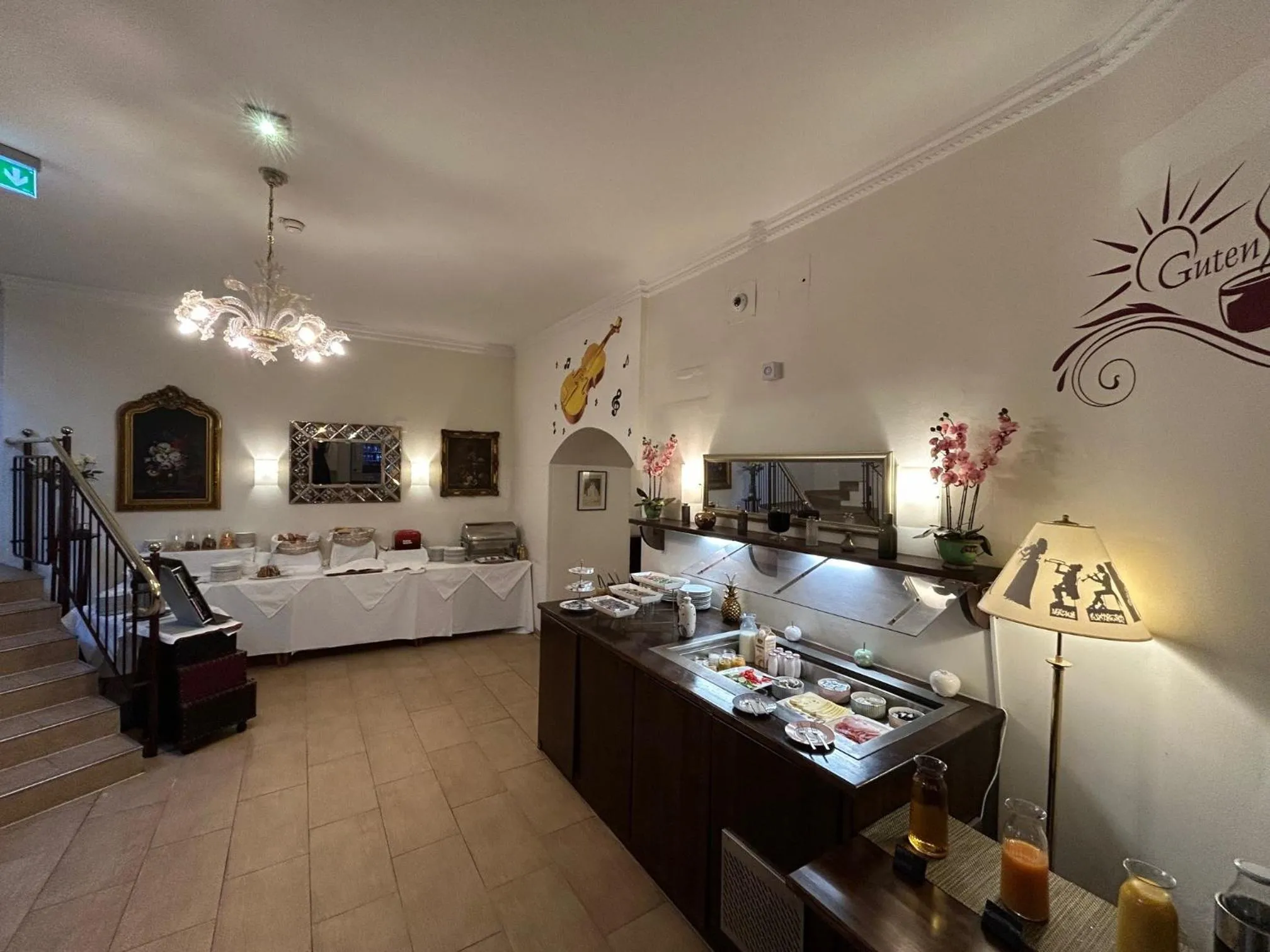 Restaurant/places to eat in Hotel Am Schubertring