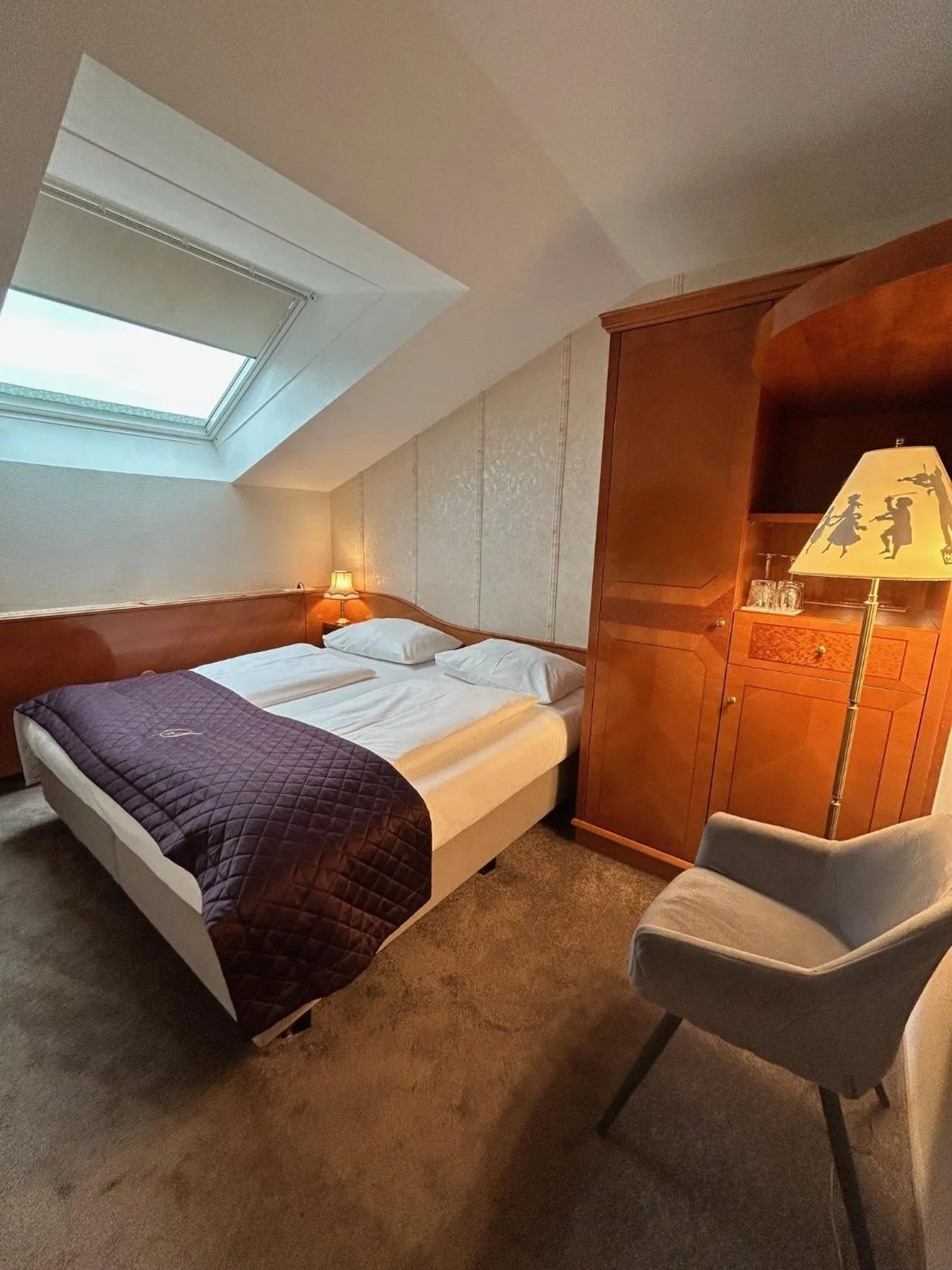 Bedroom, Bed in Hotel Am Schubertring