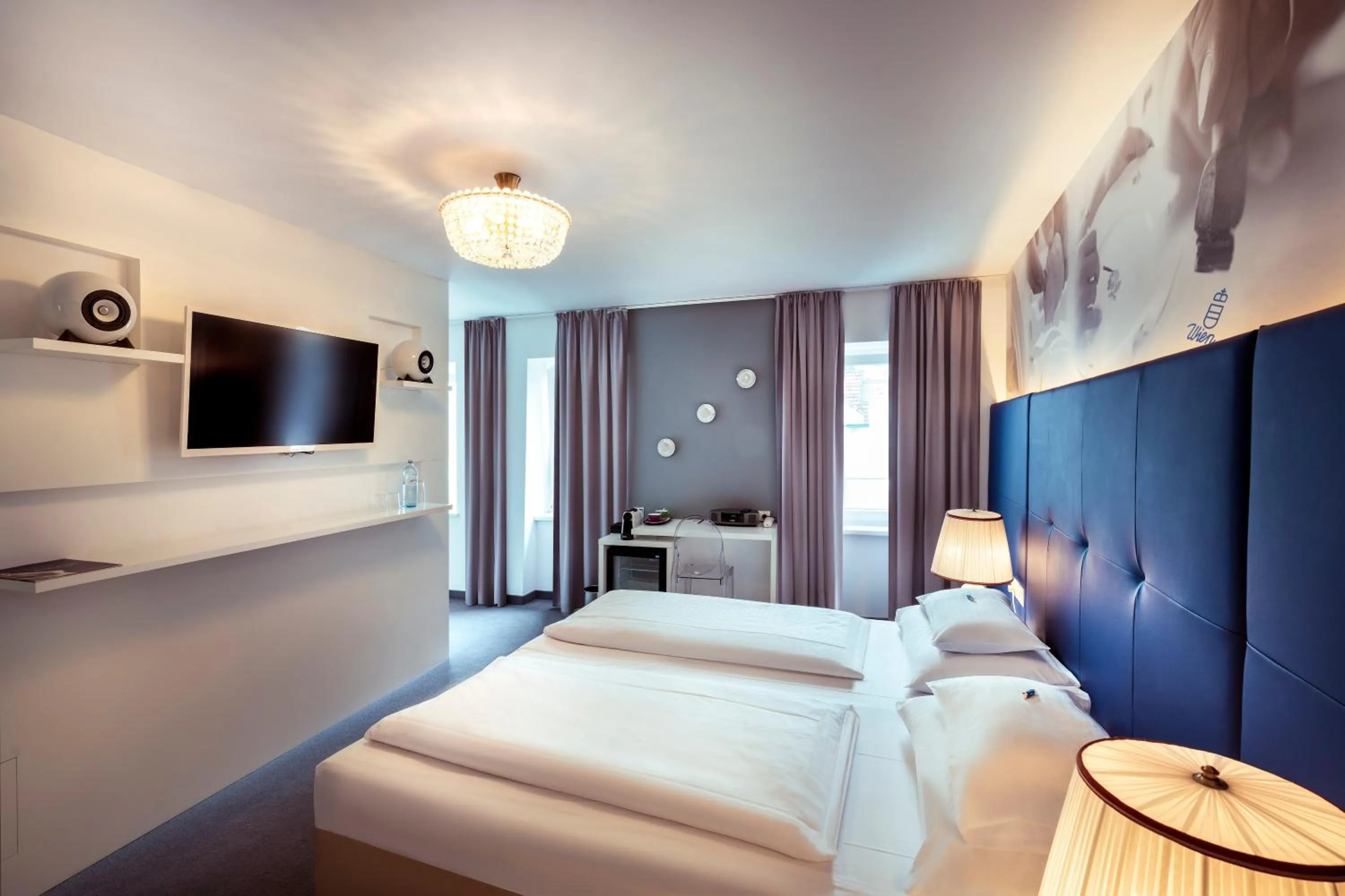 Bedroom, Bed in BoutiqueHOTEL Donauwalzer