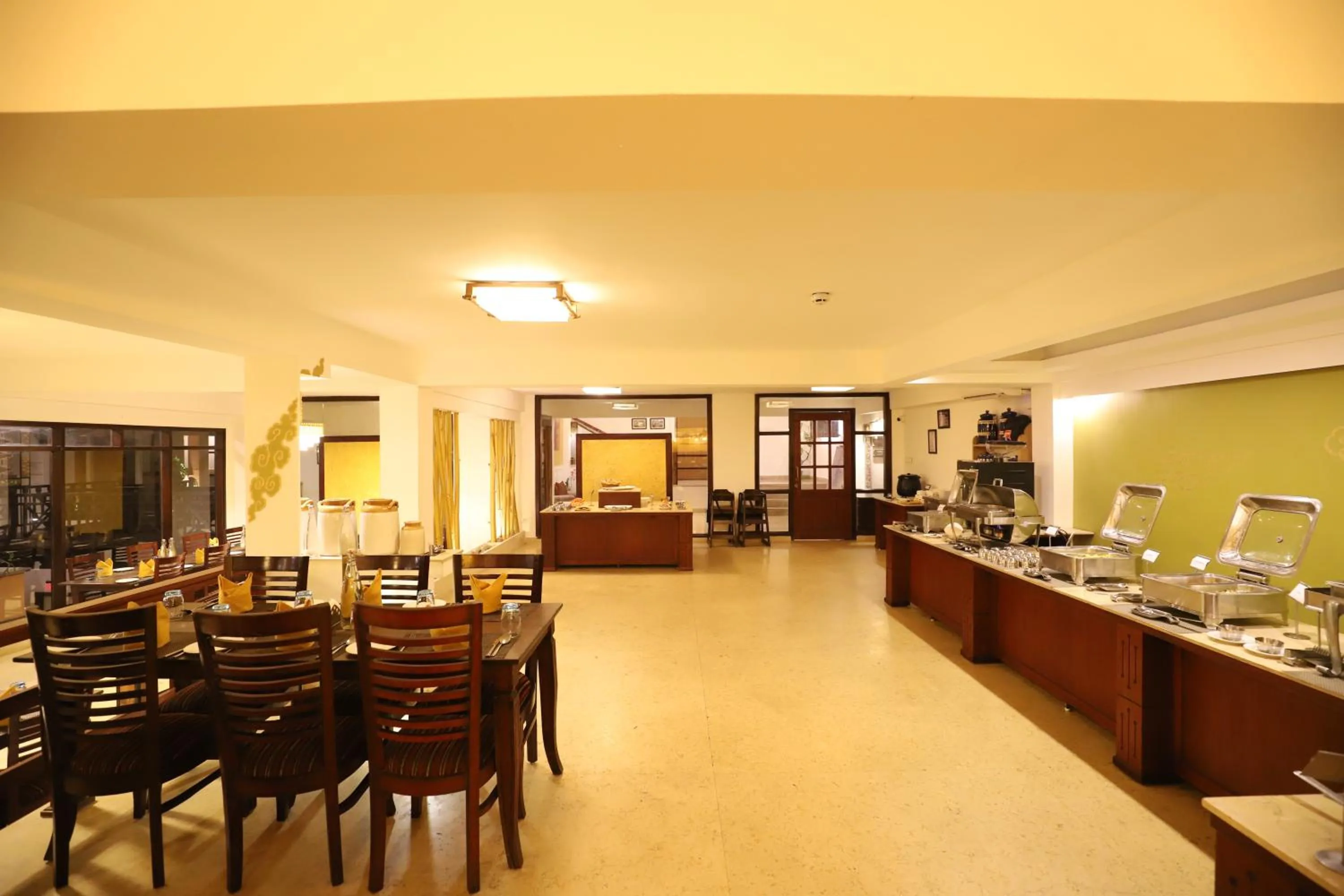 Restaurant/places to eat in The Chumbi Mountain Retreat & Spa, A Club Mahindra Associate