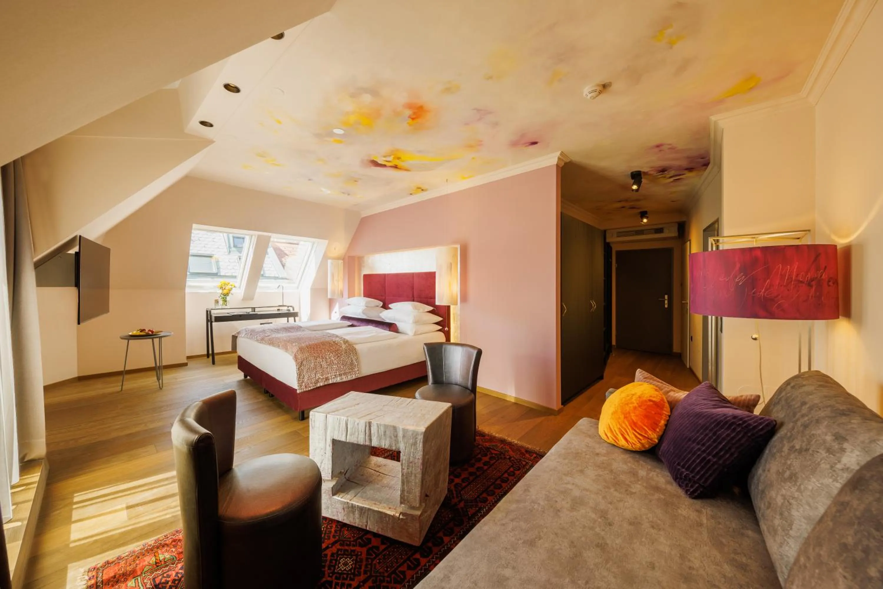 Photo of the whole room, Bed in Der Wilhelmshof