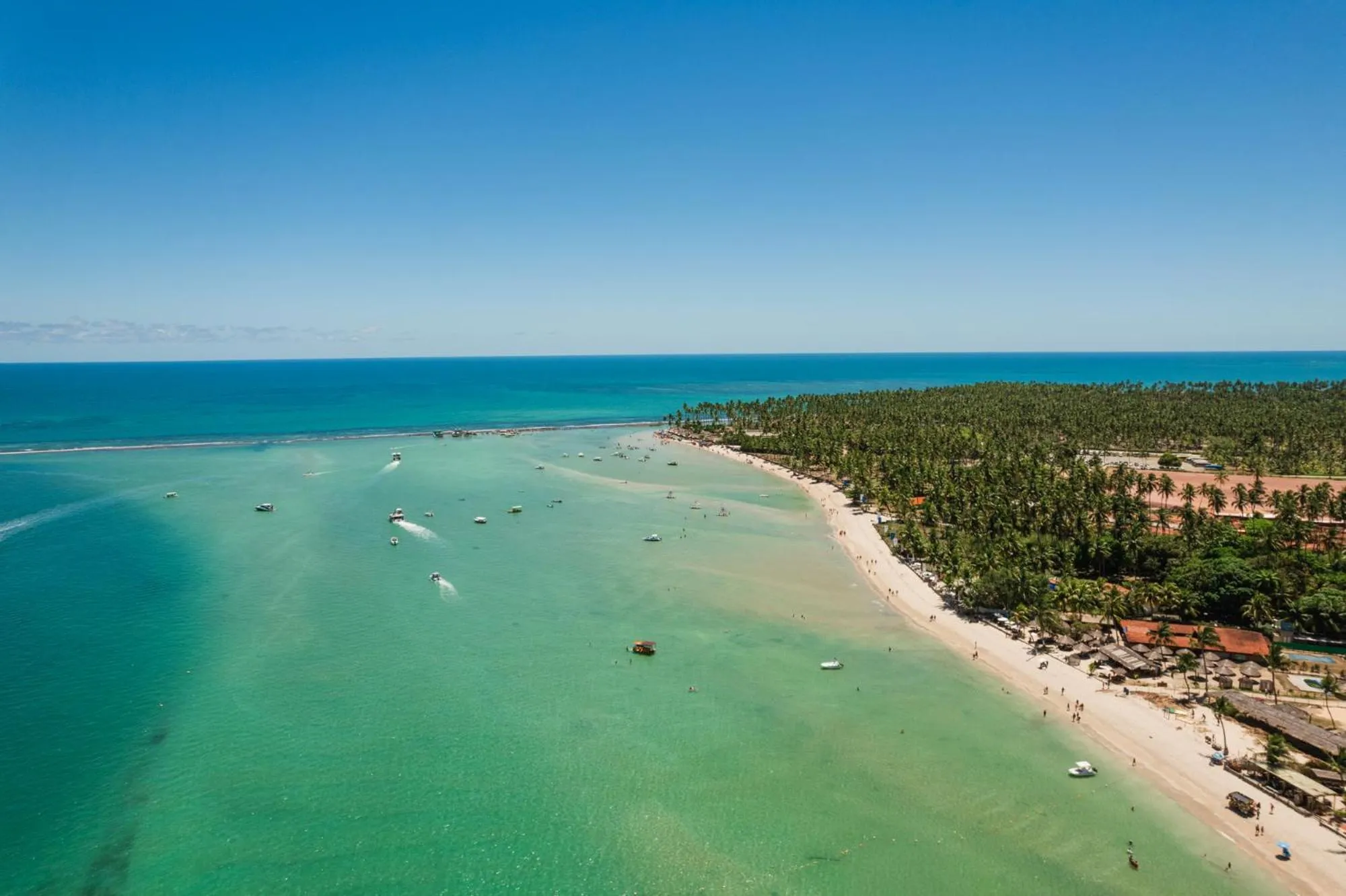 Beach in Bangalôs do Gameleiro